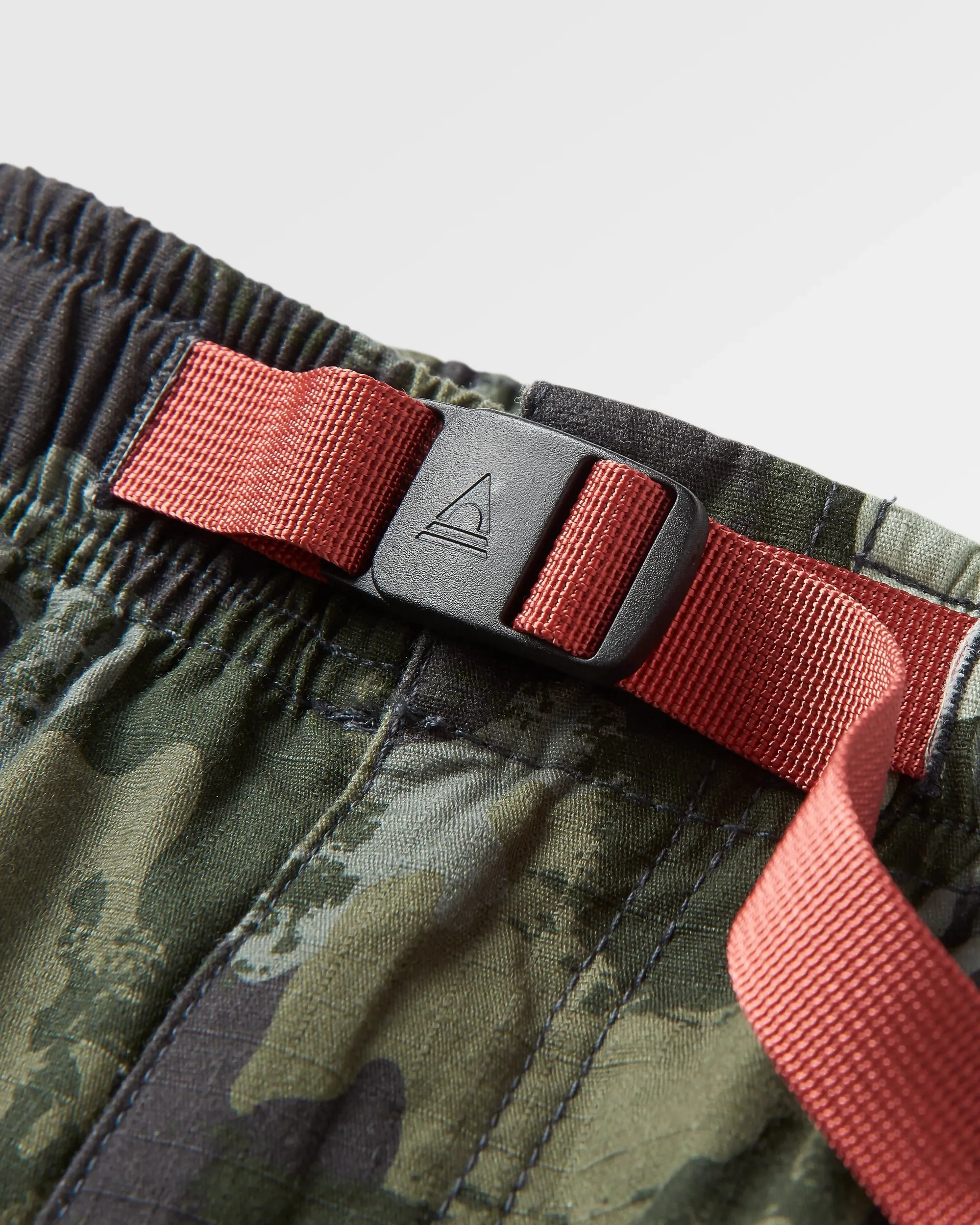 Adventurer Cargo Cotton Short - Sycamore Khaki Camo - Image 7