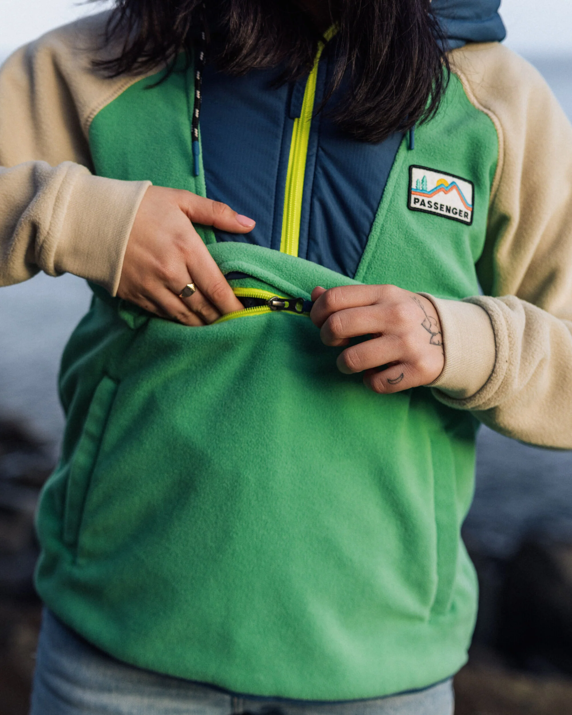 Alexander Polar Hooded Fleece - Green Spruce - Image 5