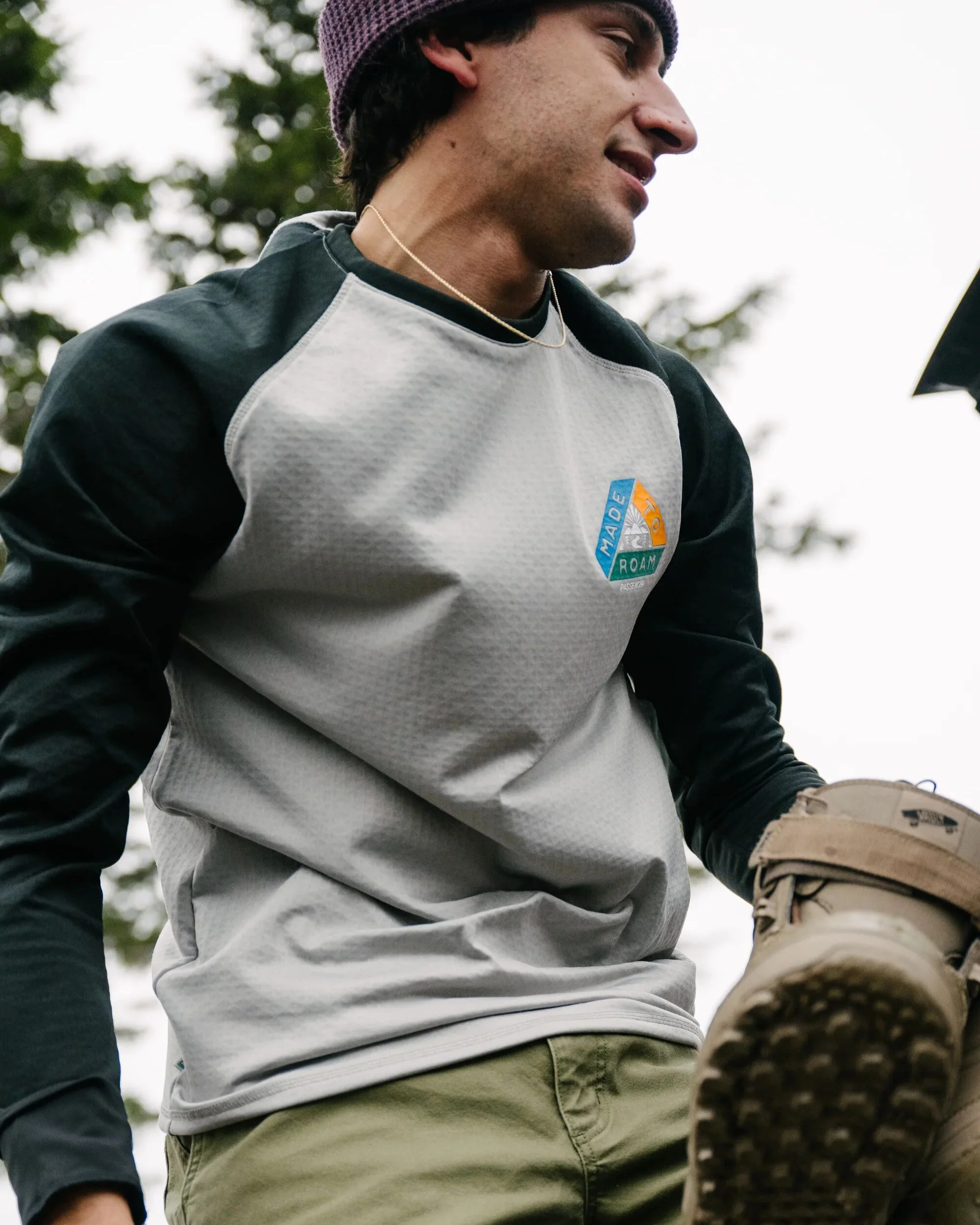 Alpine Base Layer LS T-Shirt - Black/Grey - Image 4