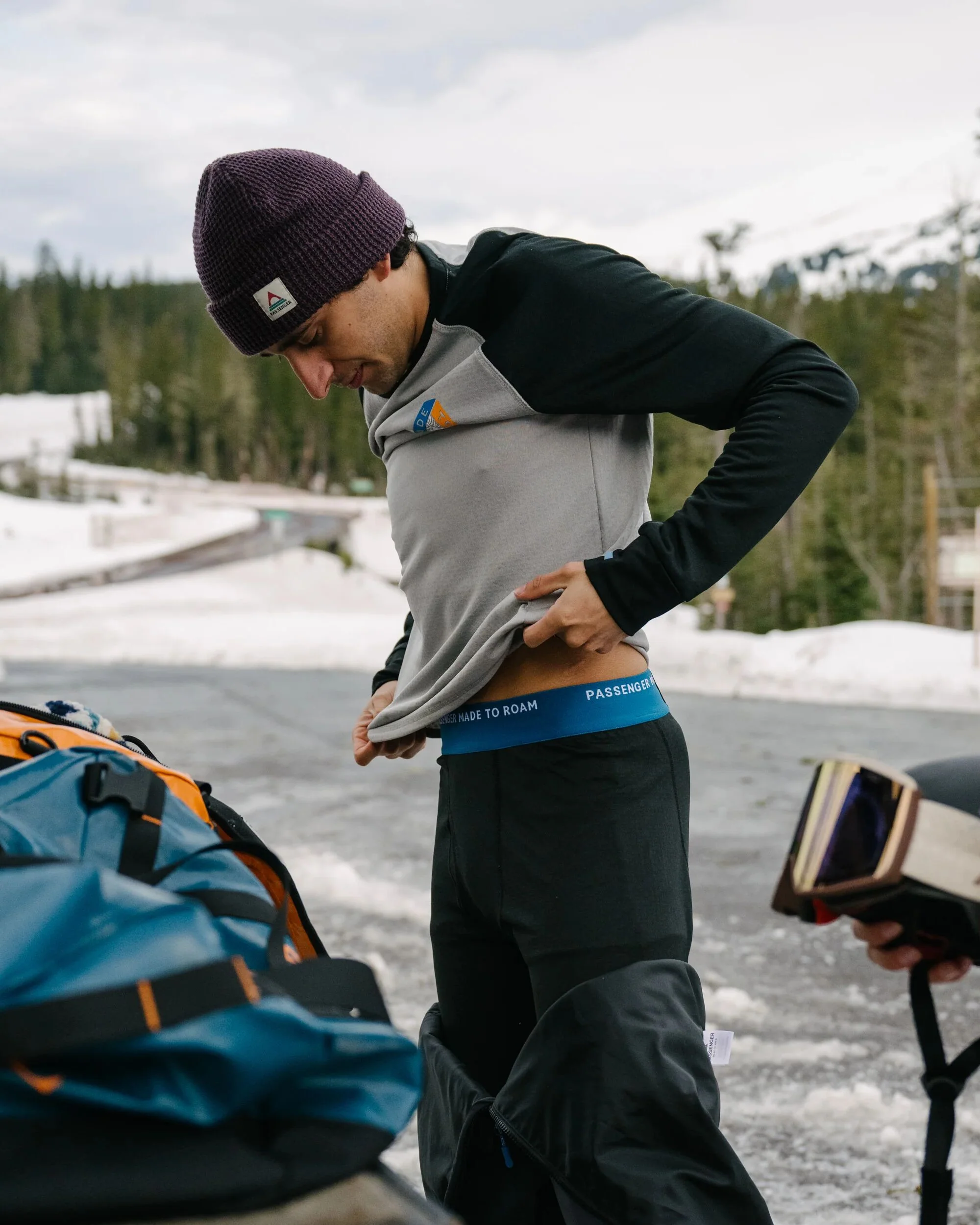 Alpine Base Layer LS T-Shirt - Black/Grey - Image 5
