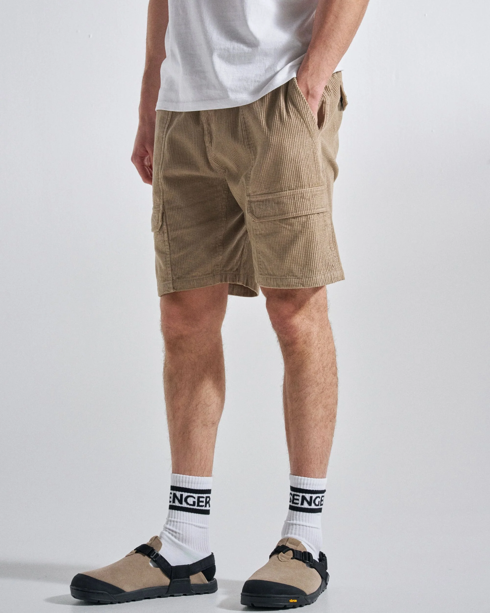 Apex Grid Cord Short - Simply Taupe - Image 3