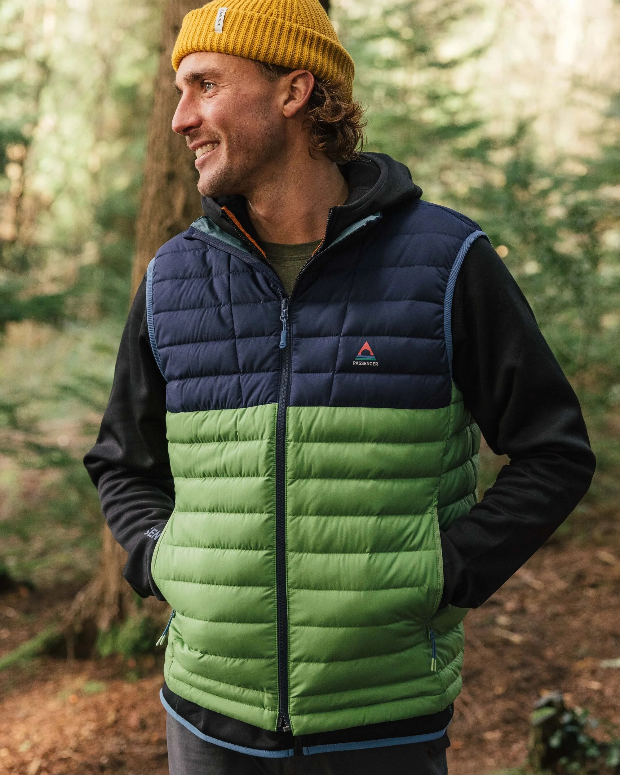 Ashland Down Gilet - Rich Navy/Pear Green - Image 3