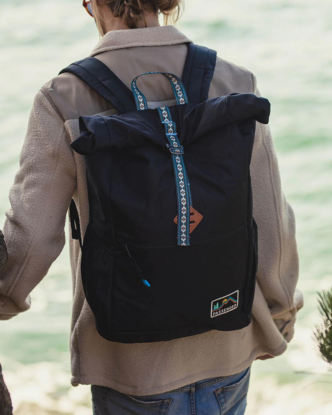 Backwoods Rolltop 32L Backpack - Black