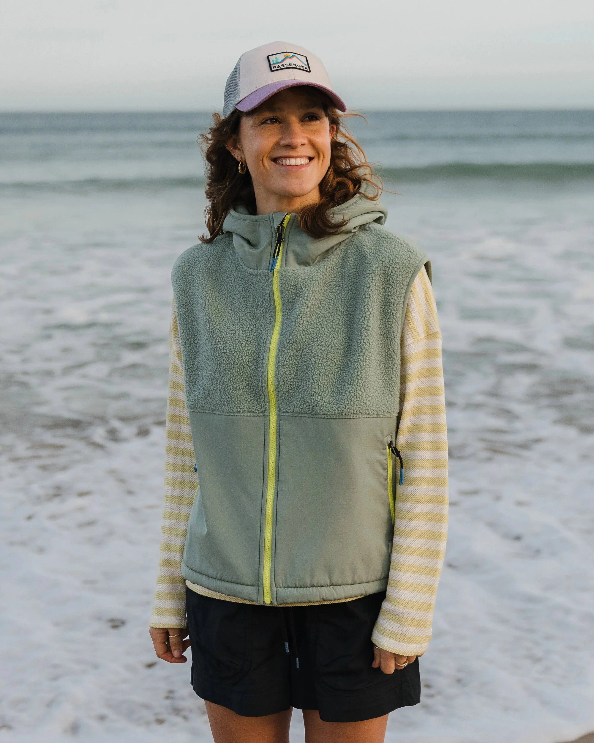 Beebalm Sherpa Fleece Vest - Pistachio