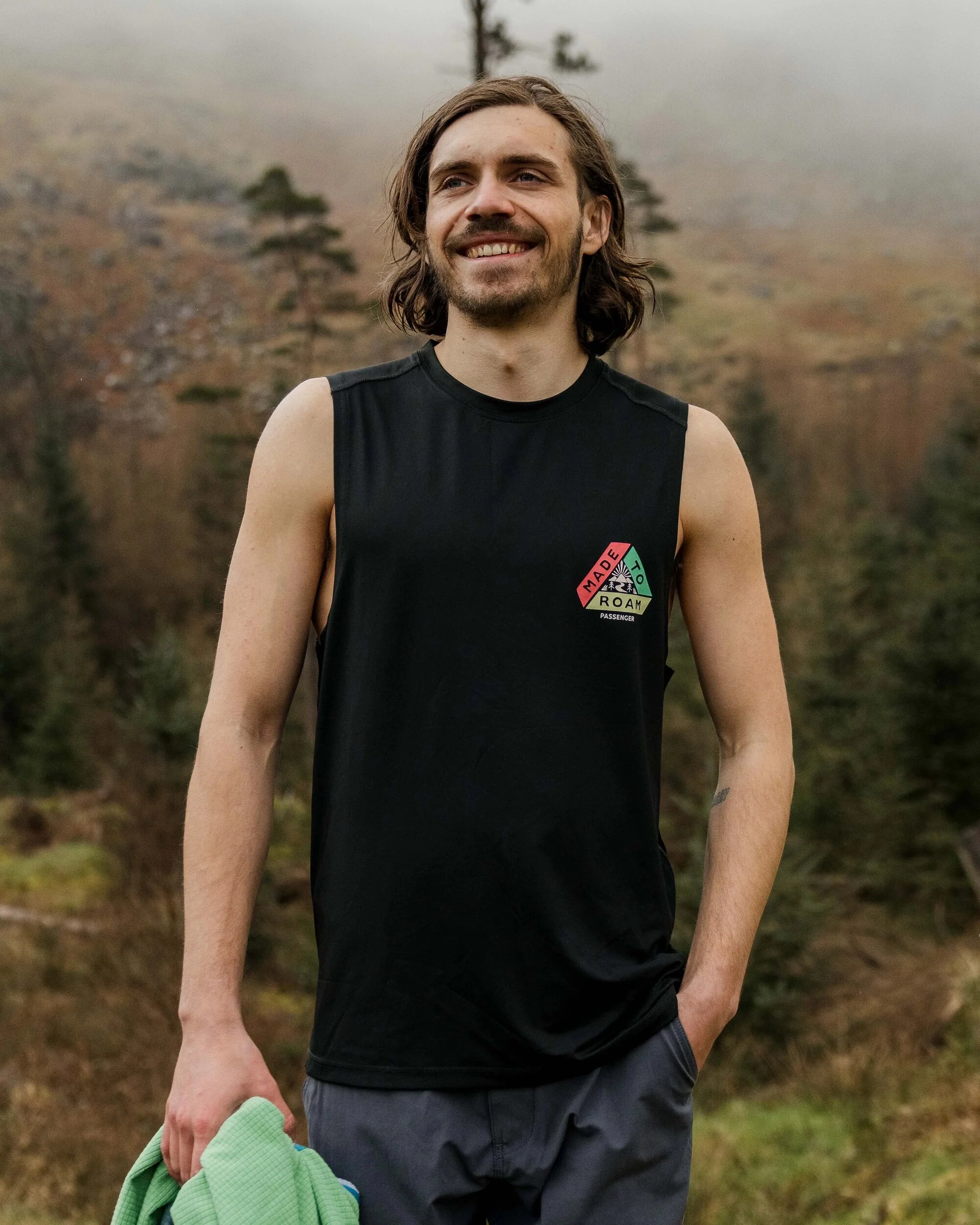 Boardwalk Active Vest - Black - Image 2