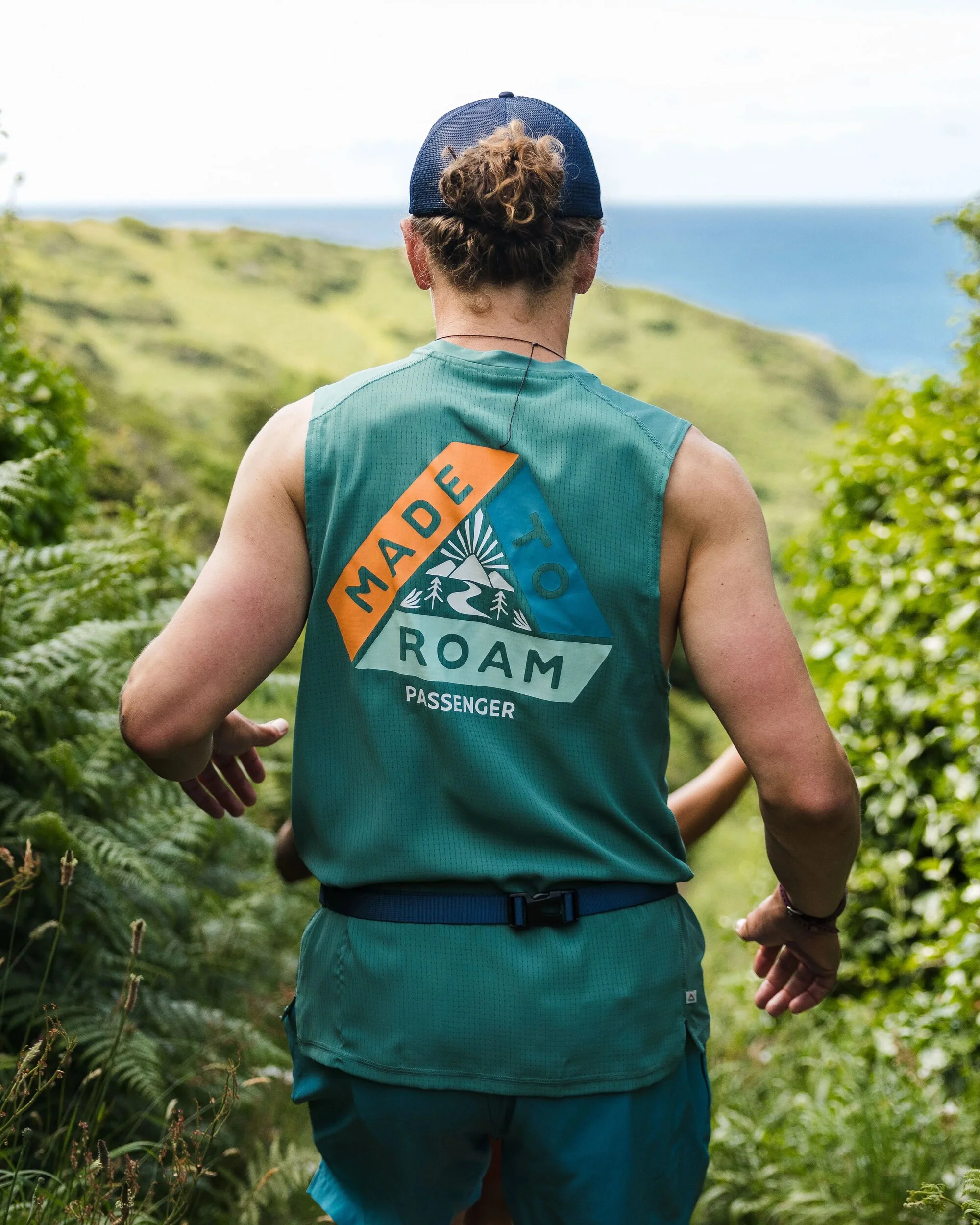 Boardwalk Active Vest - Deep Sea
