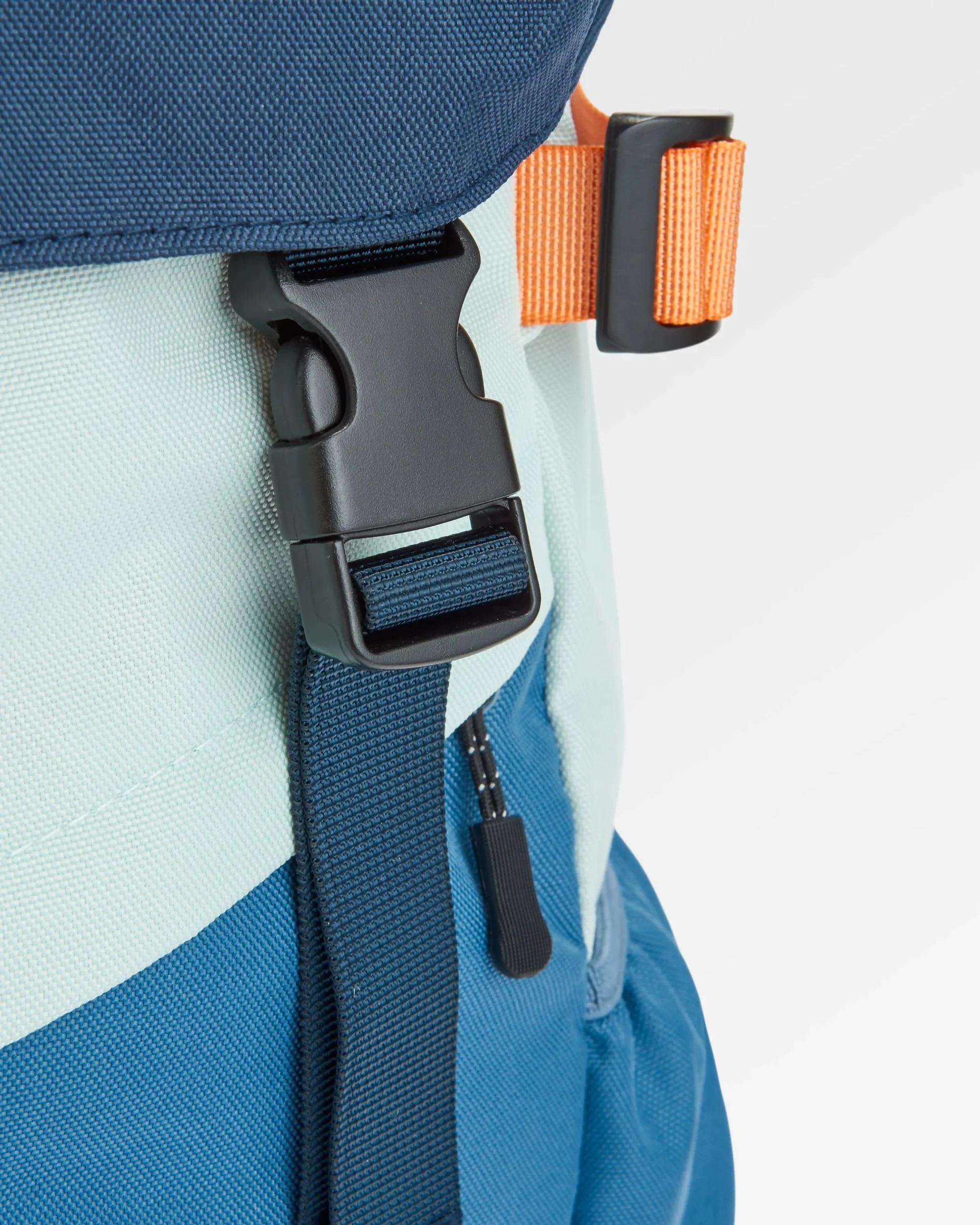 Boondocker 26L Backpack - Rich Navy/Surf Spray/Moonlight Blue - Image 7