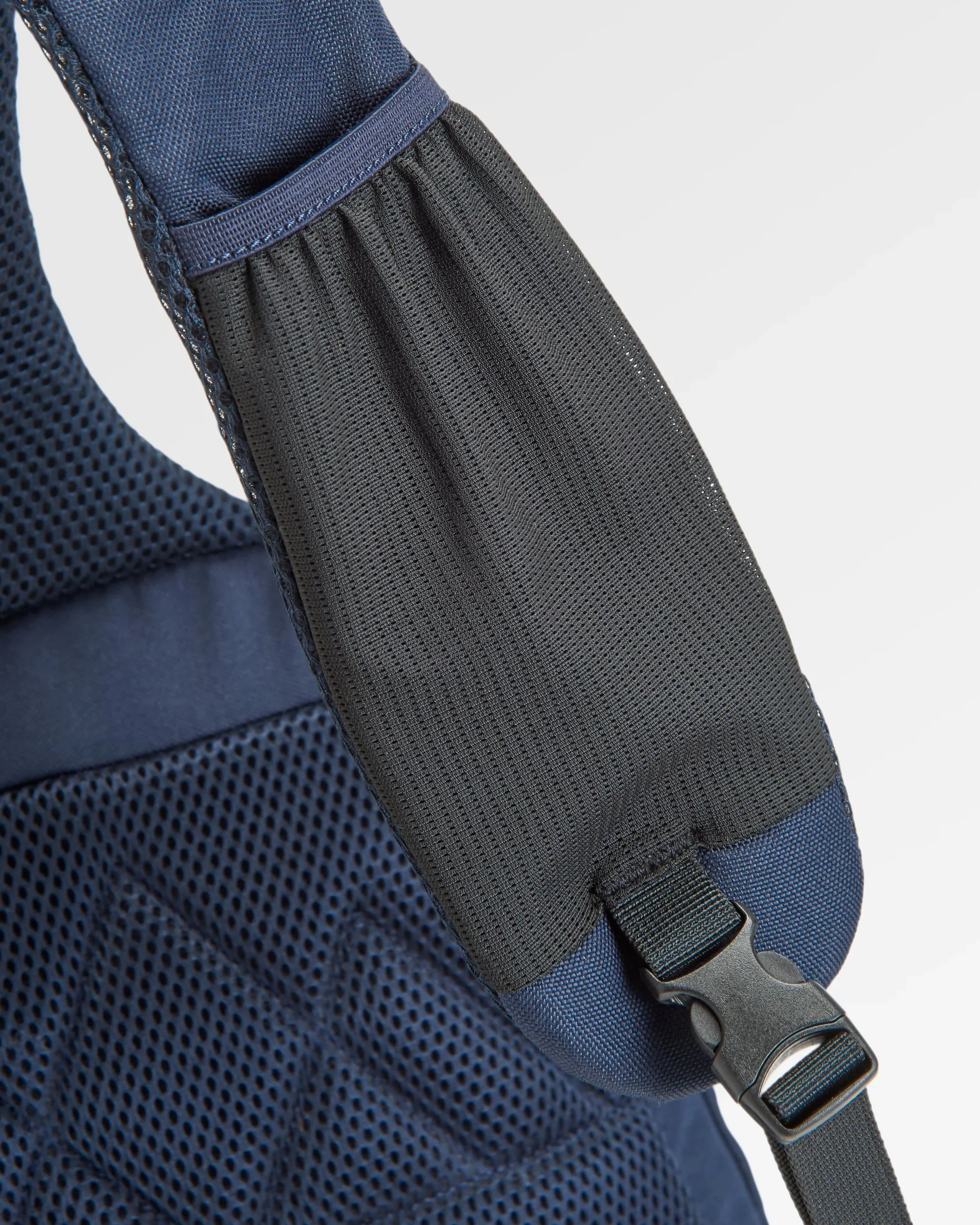 Boondocker Sling 8L - Honey/Dark Denim/Rich Navy - Image 8
