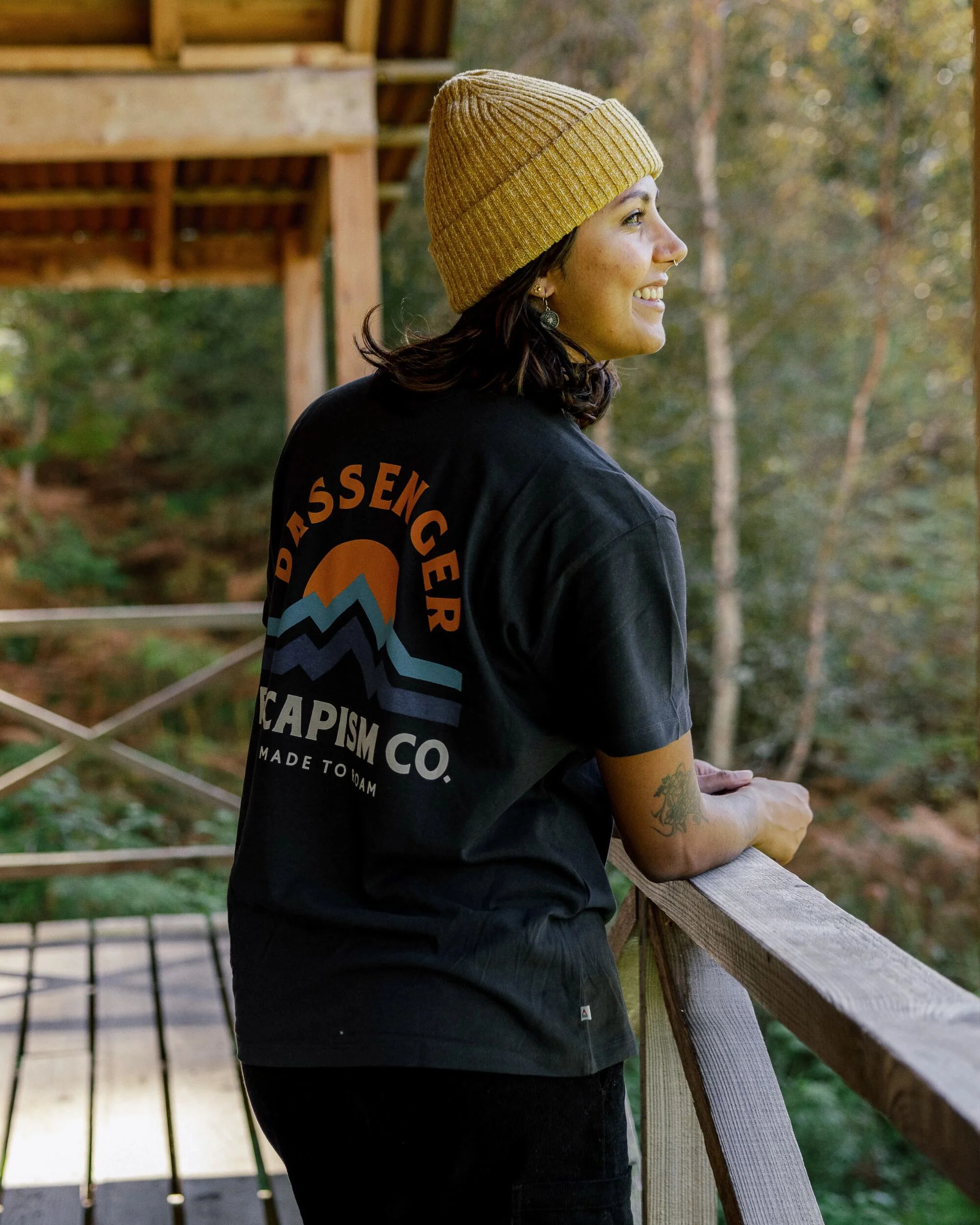 Breathe T-Shirt - Black - Image 3