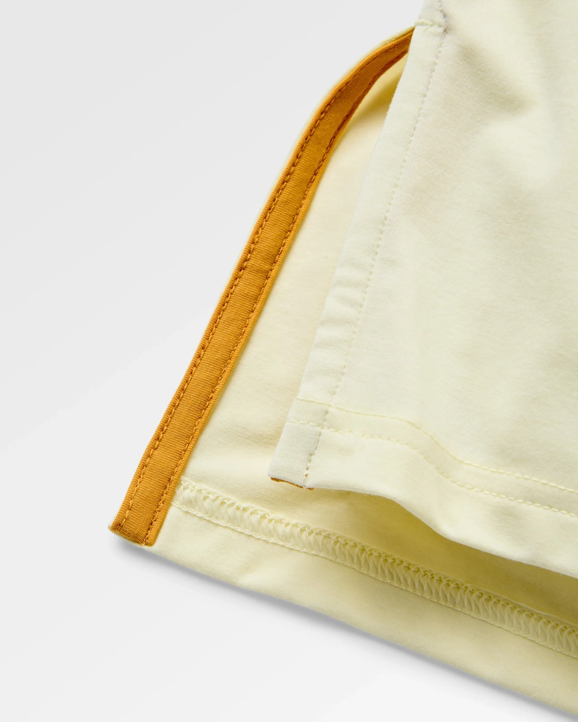 Chase The Light Drirelease® Active LS T-Shirt - Pale Yellow - Image 7