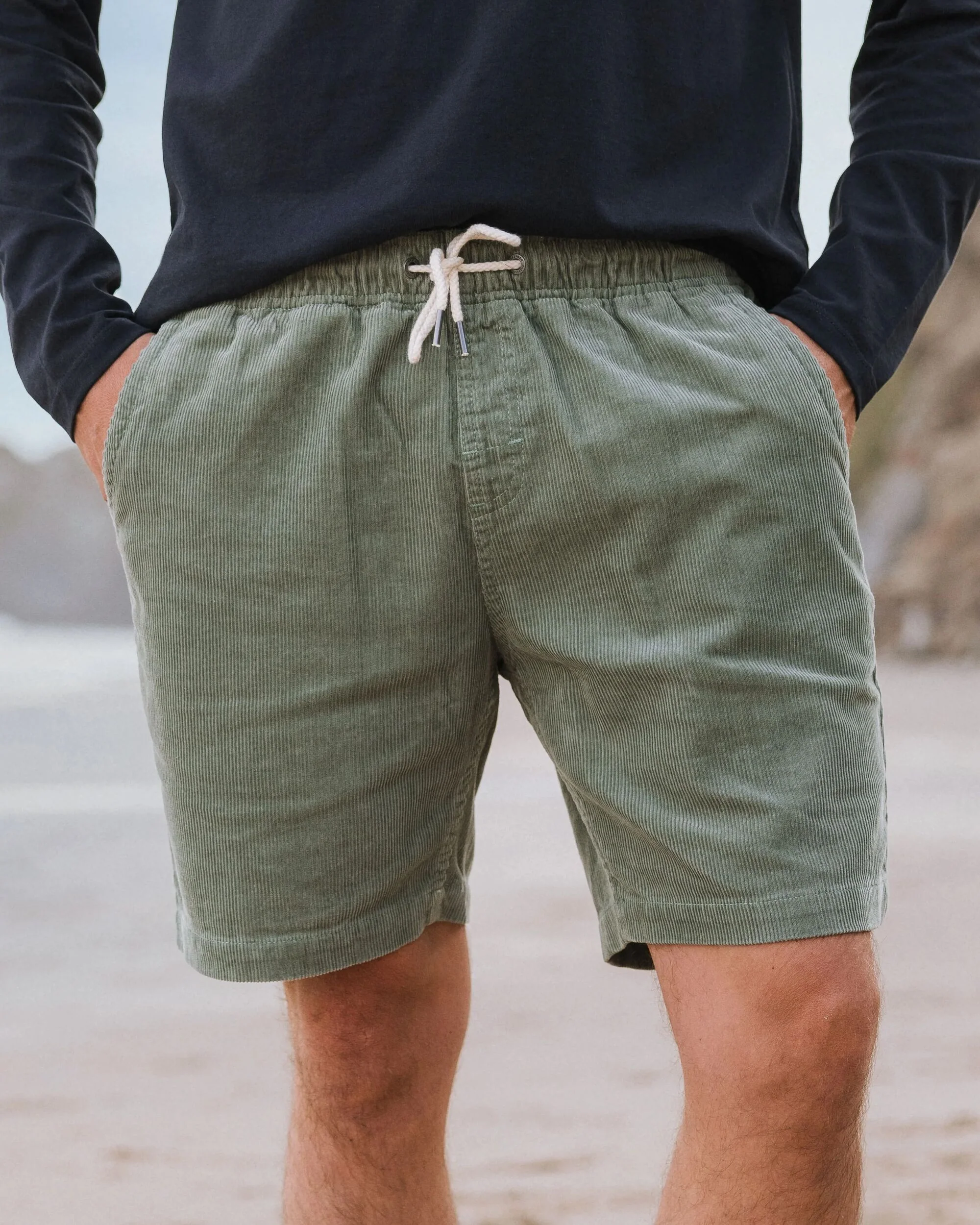 Drifter Cord Short - Pistachio