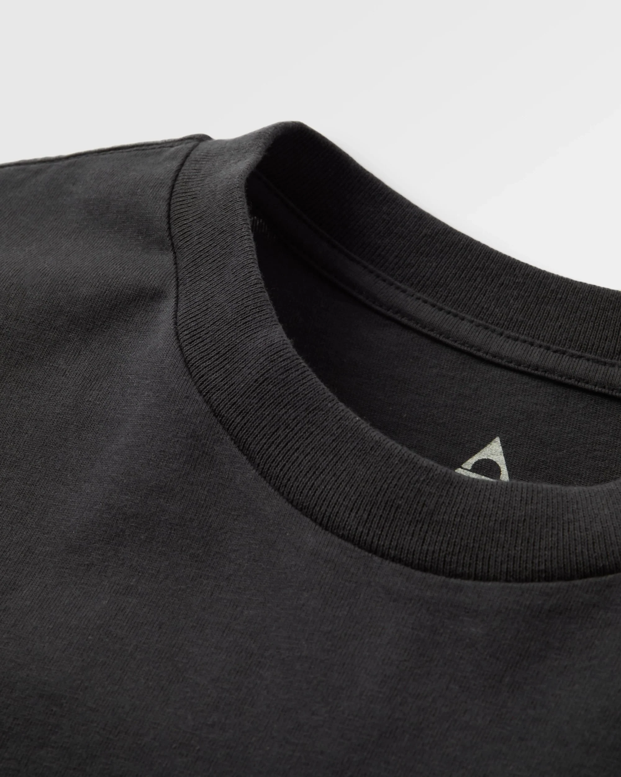 Elbio Relaxed Fit LS T-Shirt - Black - Image 3