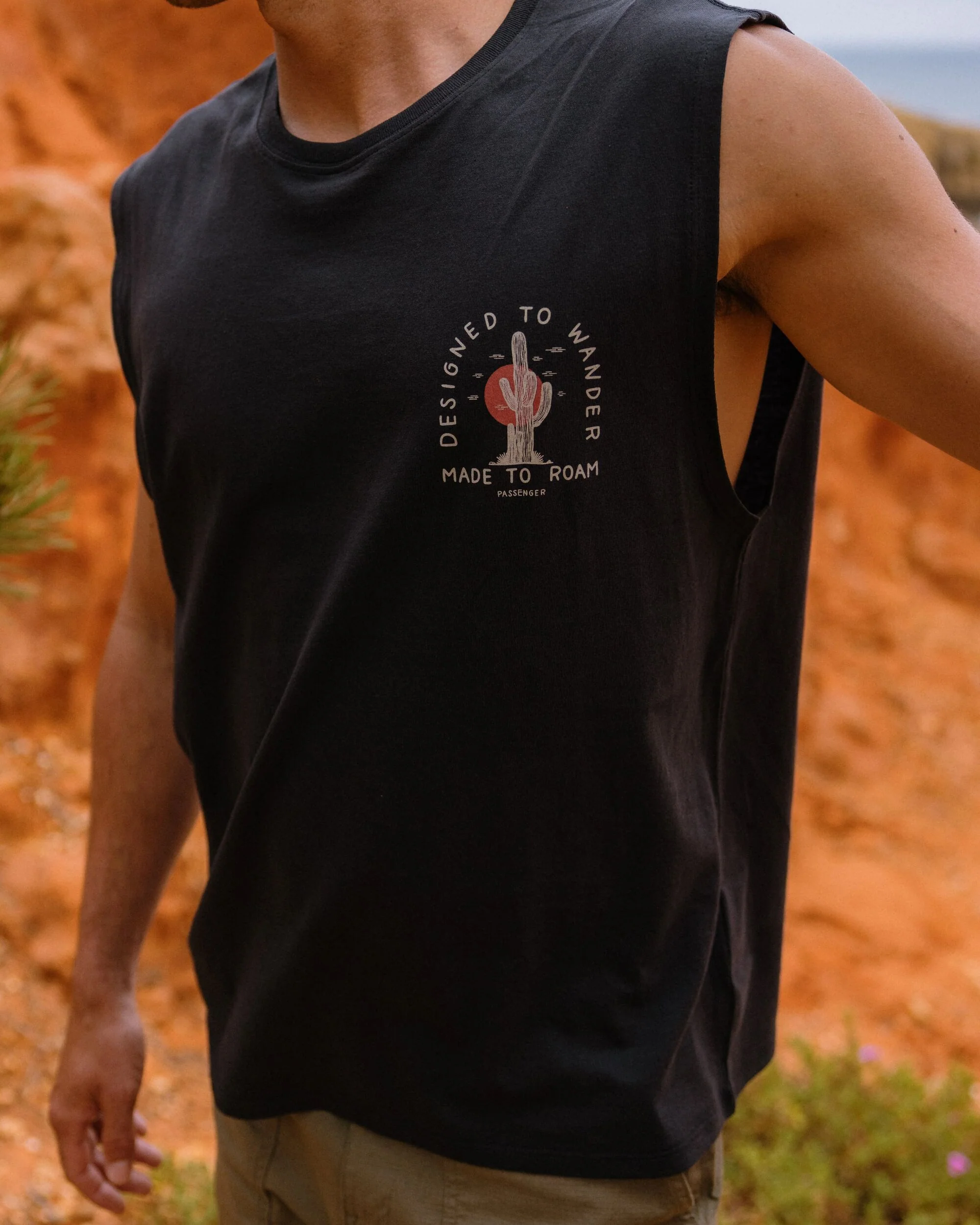 Men's Explore Vest - Black - Image 5