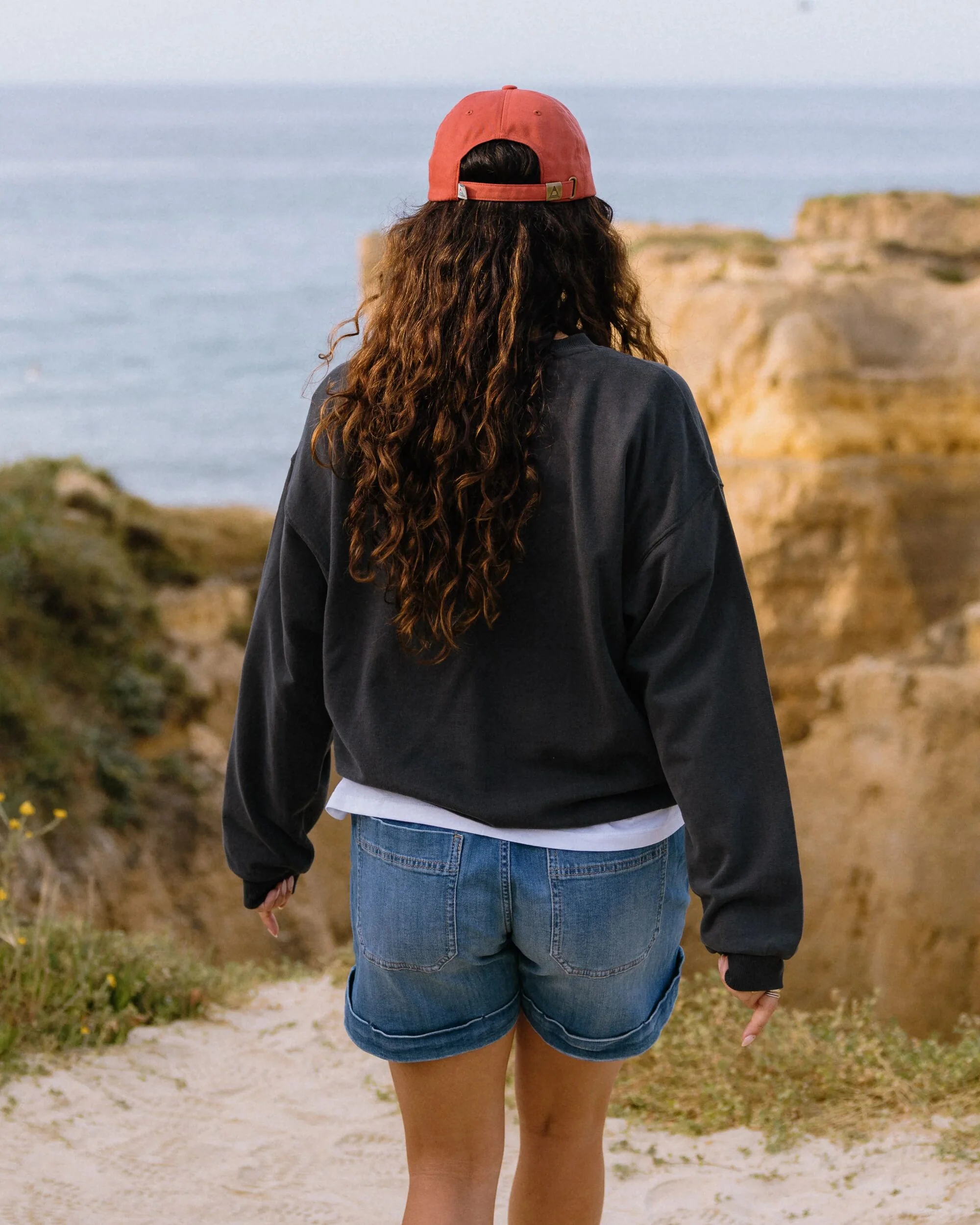 Heritage Women's Sweatshirt - Faded Black - Image 4