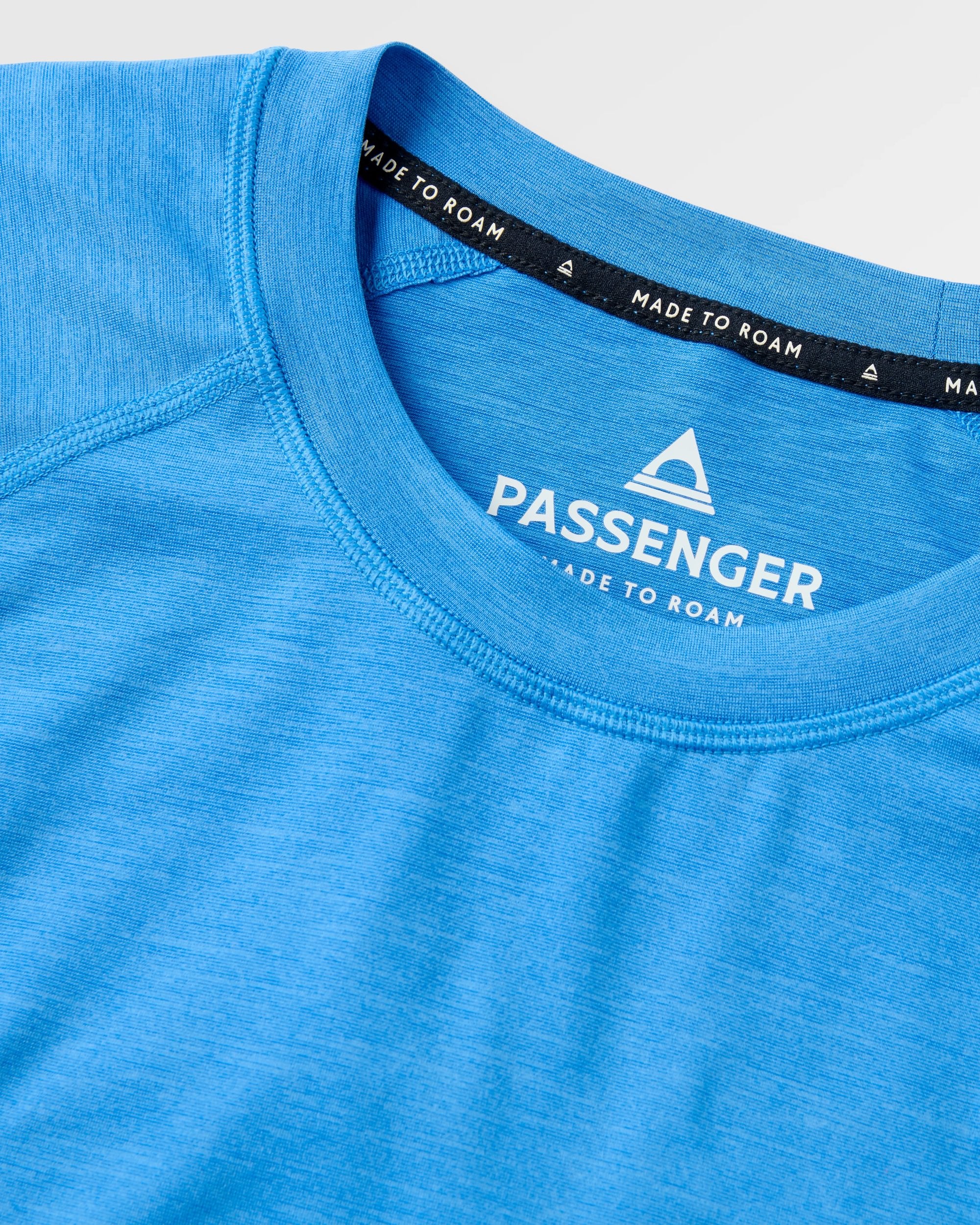 Light Ray Lightweight UPF50 LS T-Shirt - Marine Blue Marl - Image 5