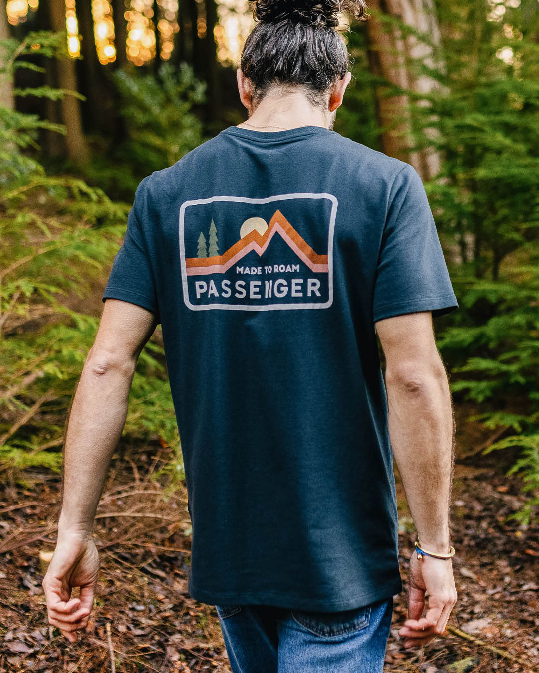 Made To Roam T-Shirt - Deep Navy