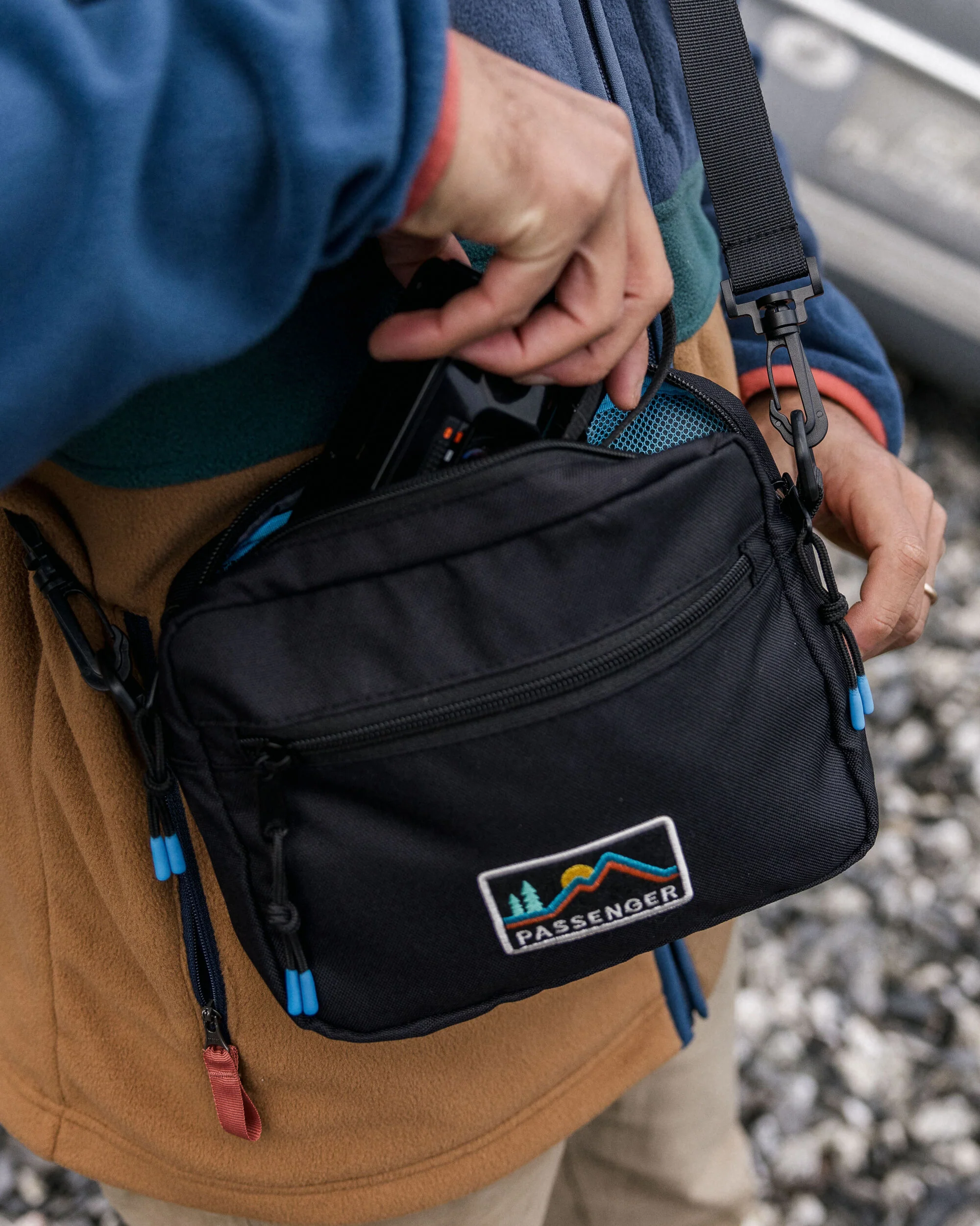 Mainland Hip Pack - Black - Image 3