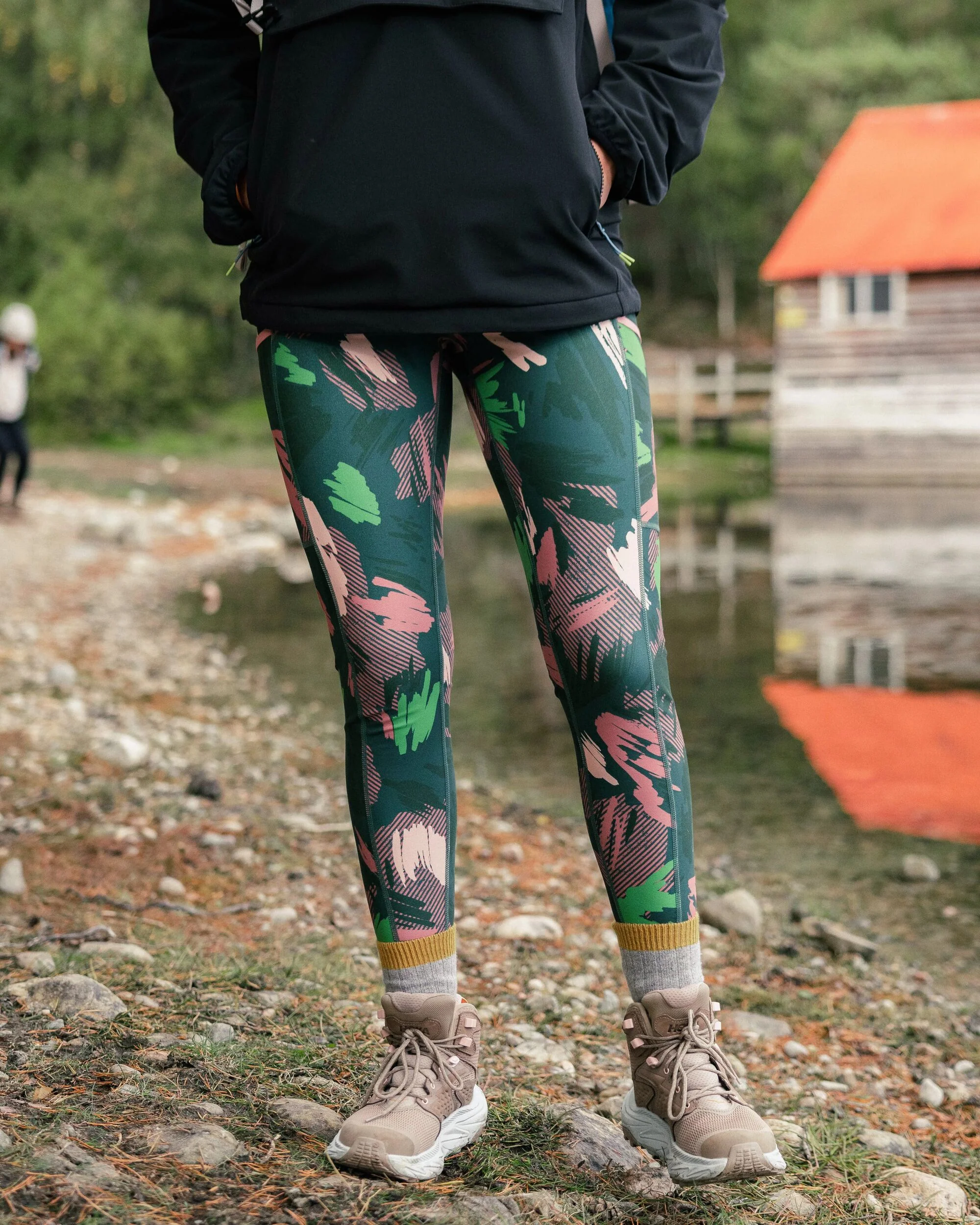Mantra Active Legging - Abstract Mountain Fir Tree