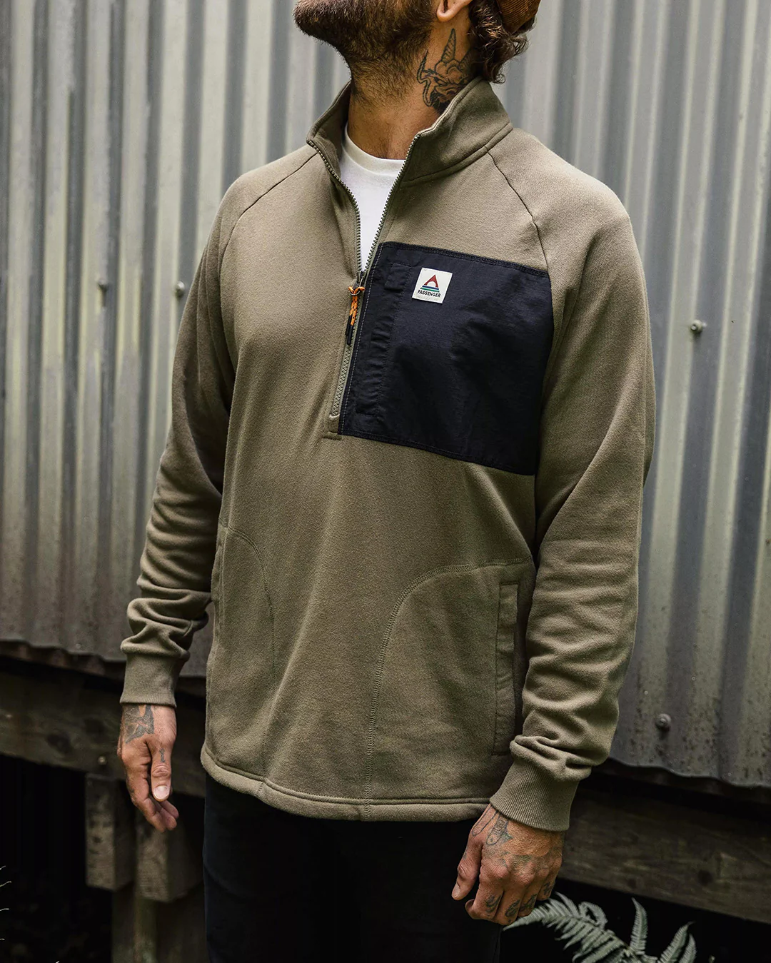 Offgrid 1/4 Zip Sweatshirt - Dusty Olive