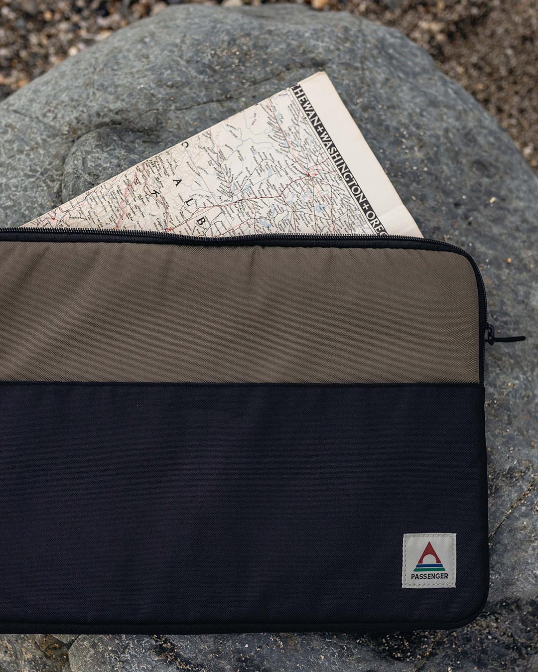 On-The-Go Laptop Sleeve - Black/ Khaki