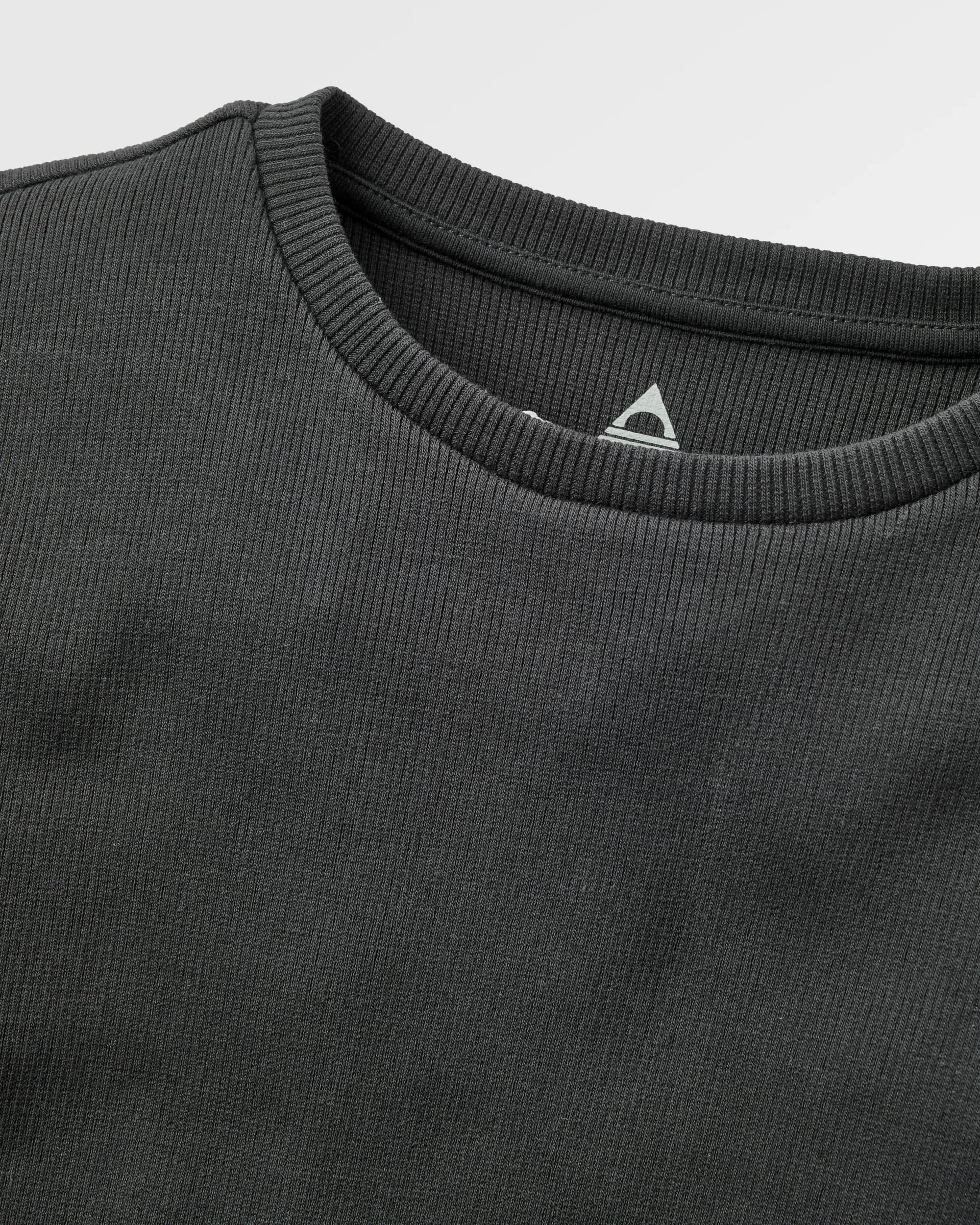 Out There Ribbed Cropped T-Shirt - Faded Black - Image 5