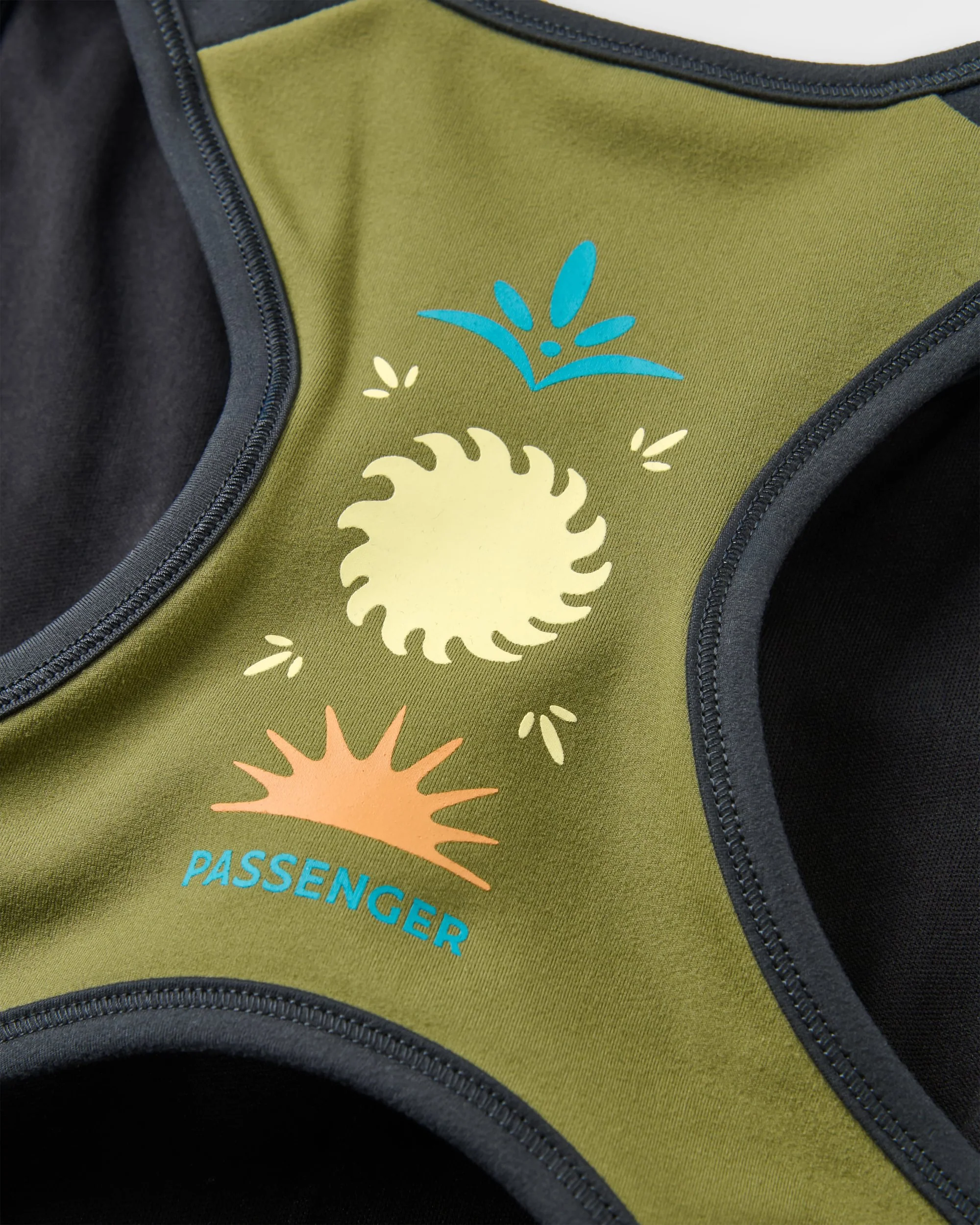 Solscape Active Vest - Black/Clover - Image 5