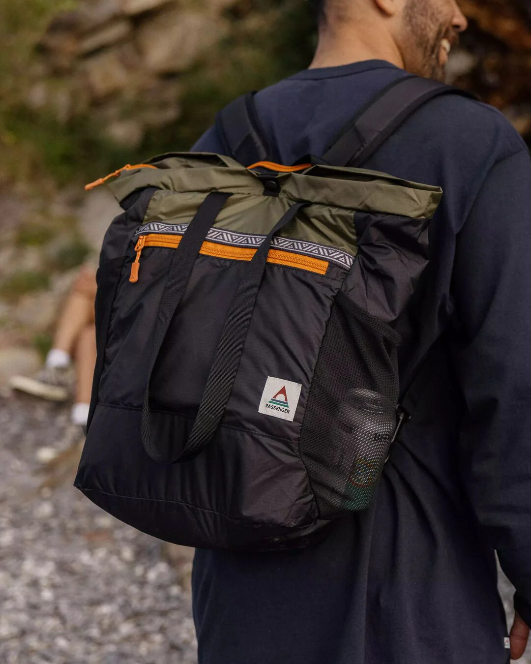 Stow Tote 22L Backpack - True Black/ Khaki - Image 6