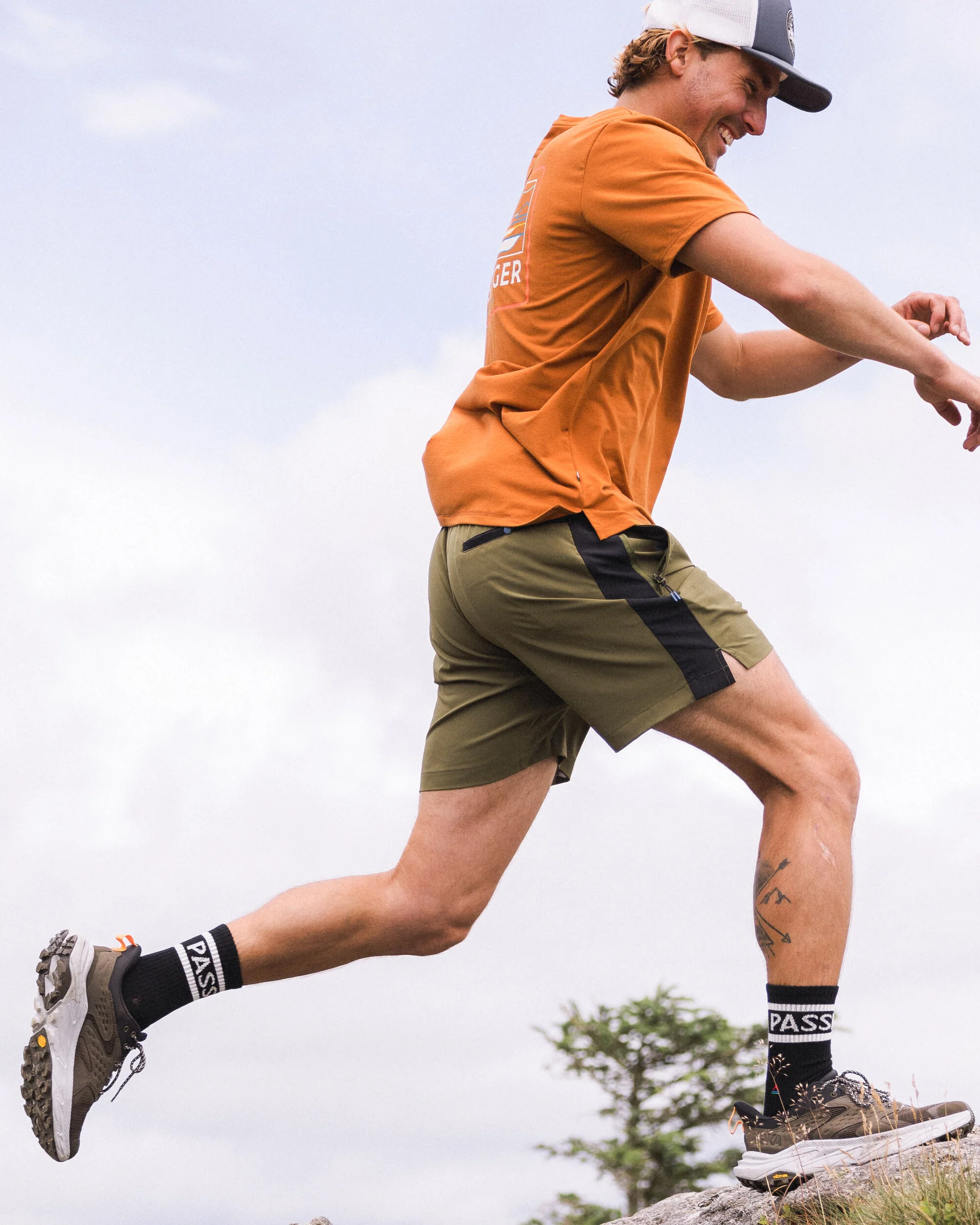 Swift Trail Short 7" - Khaki - Image 3