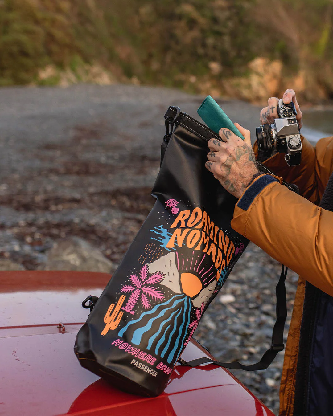 Tide 10L Dry Bag - Roaming Nomads - Image 3