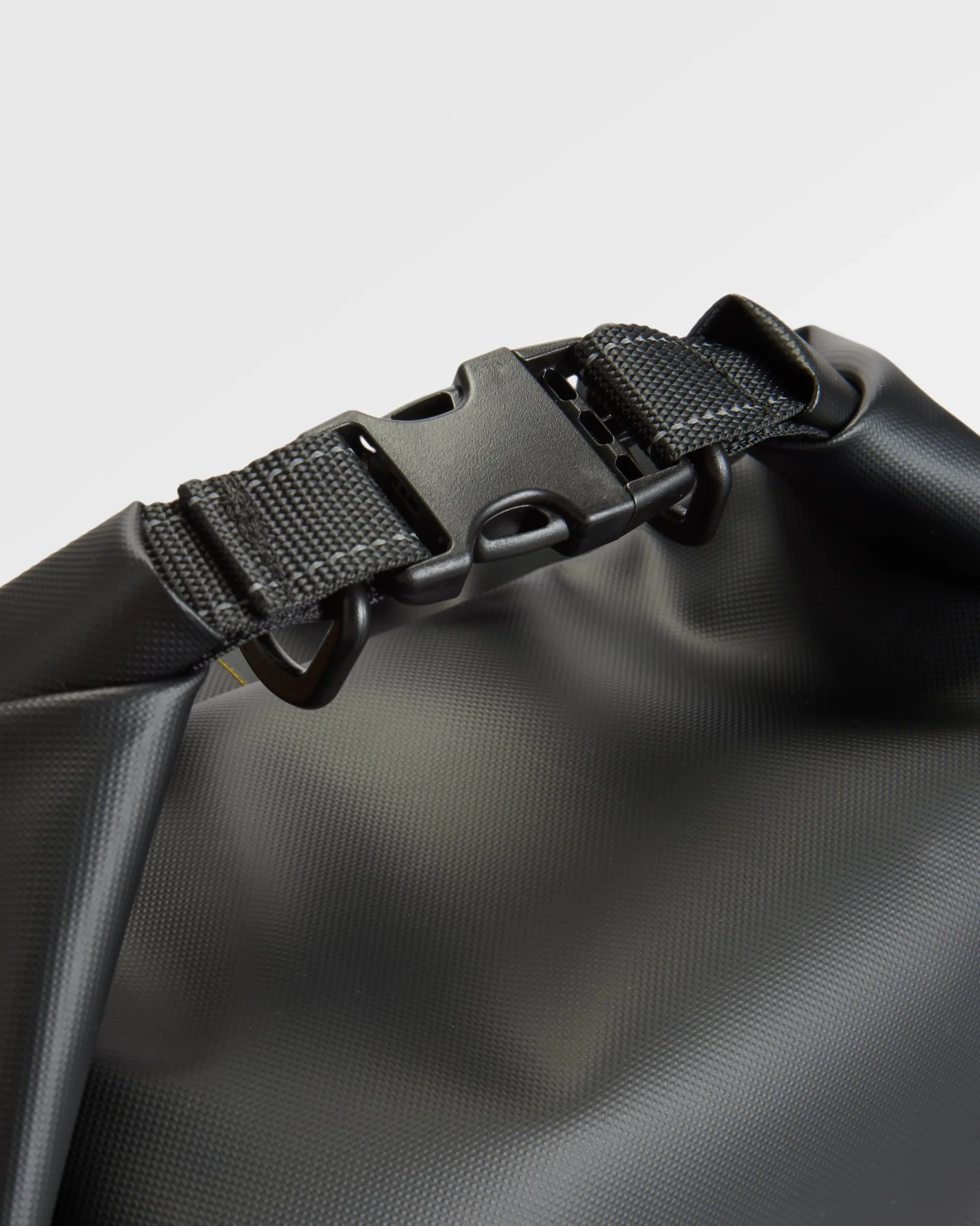 Tide 30L Dry Bag - Black - Image 4