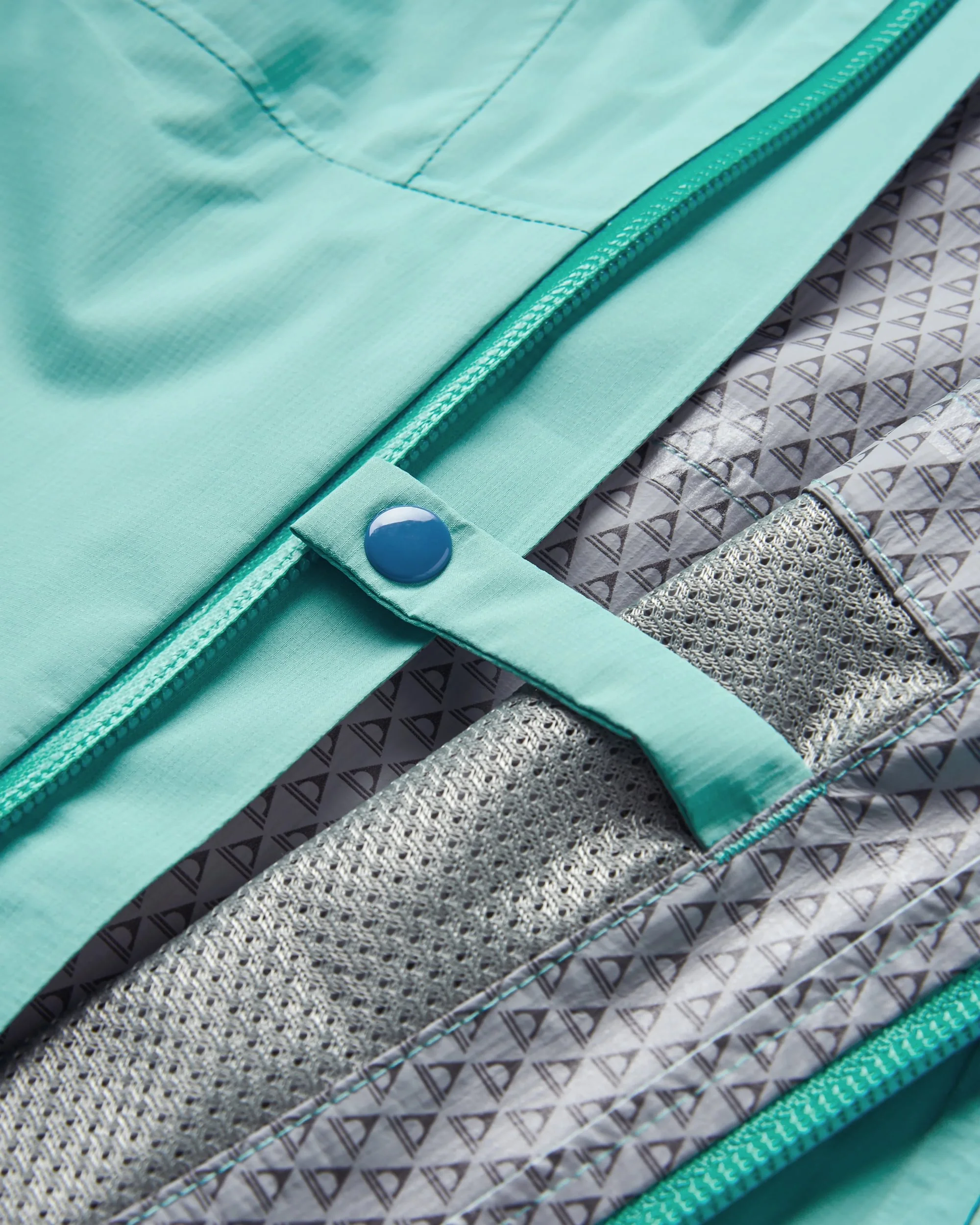 Trailscape Light Women's Waterproof Jacket - Aqua - Image 12