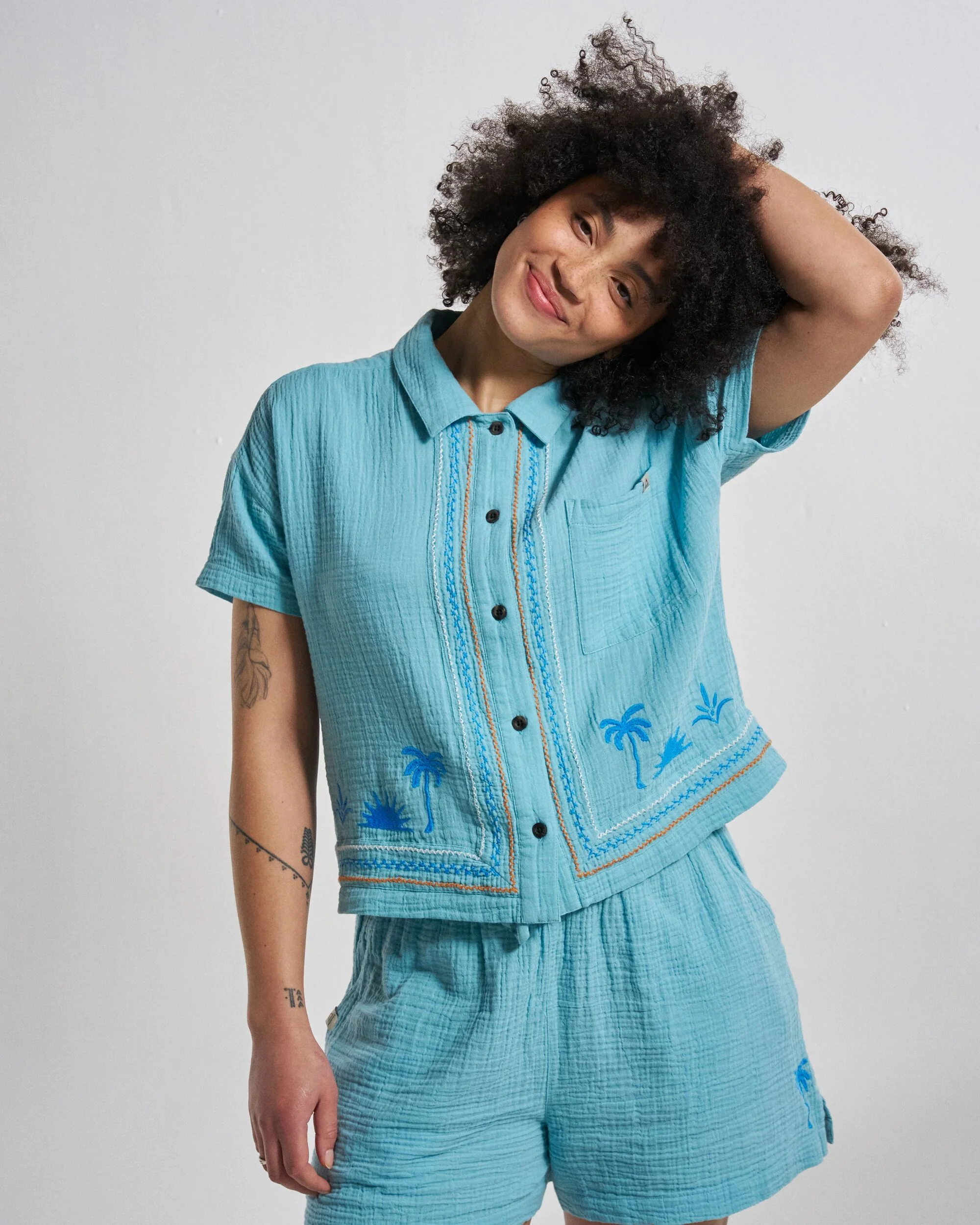 Waveney Short Sleeve Shirt - Retro Blue - Image 3