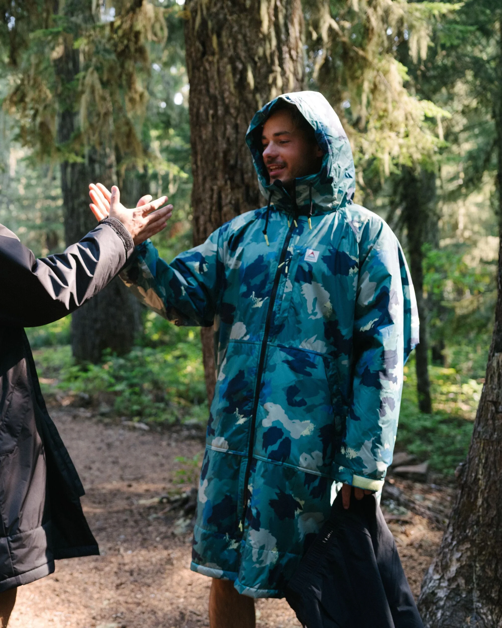 Waves Sherpa Lined Changing Robe - Alpine Camo Rain Forest