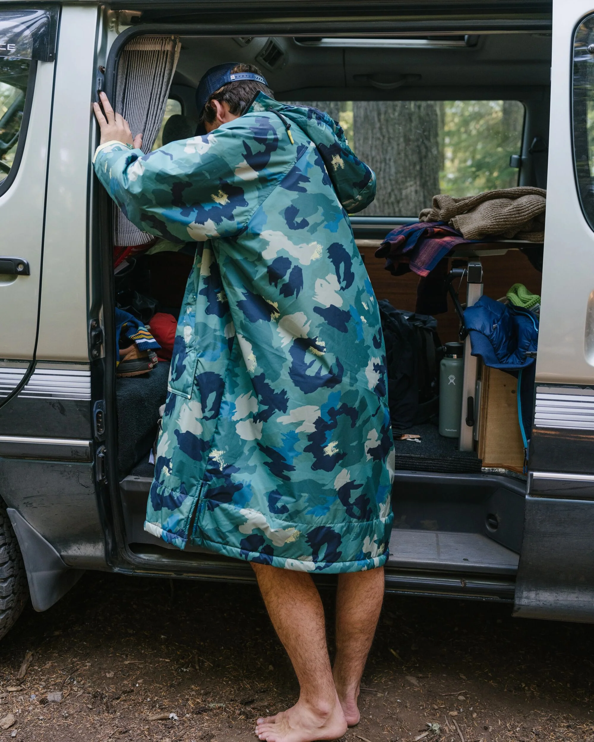 Waves Sherpa Lined Changing Robe - Alpine Camo Rain Forest - Image 4
