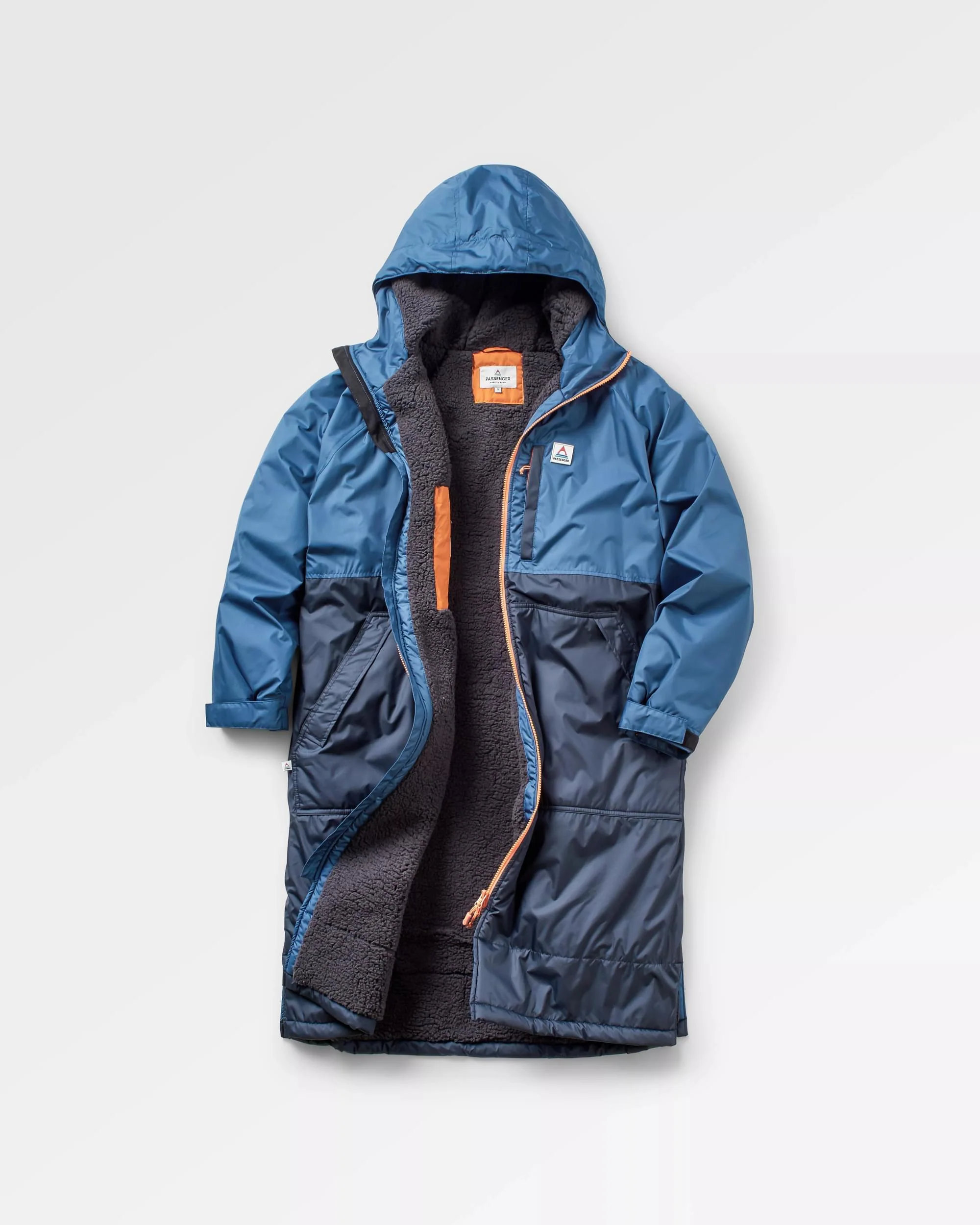 Waves Sherpa Lined Changing Robe - Dark Denim/ Deep Navy - Image 3
