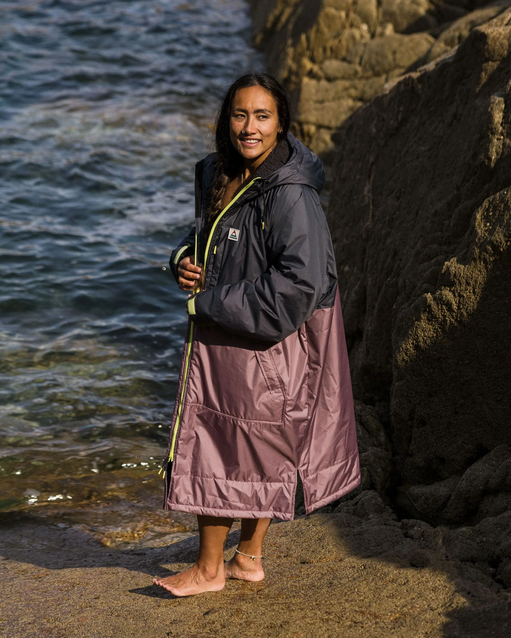 Waves Sherpa Lined Changing Robe - Grape / Charcoal - Image 6
