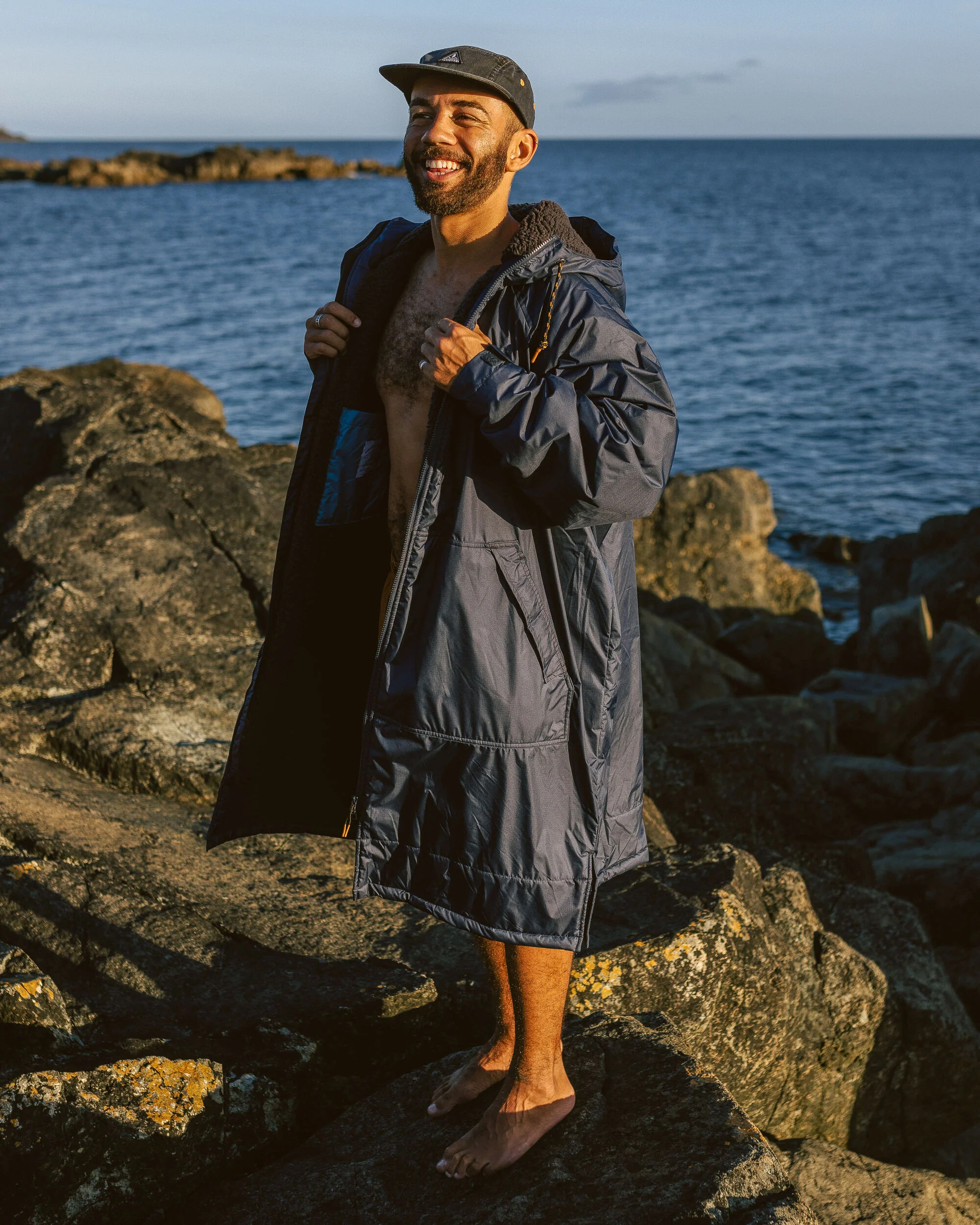 Waves Sherpa Lined Changing Robe - Rich Navy - Image 8