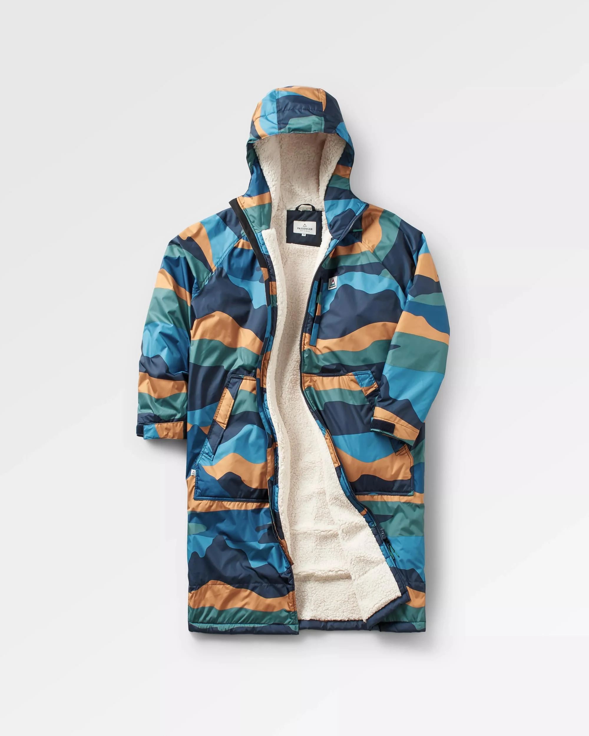 Waves Sherpa Lined Changing Robe - Scenic Navy