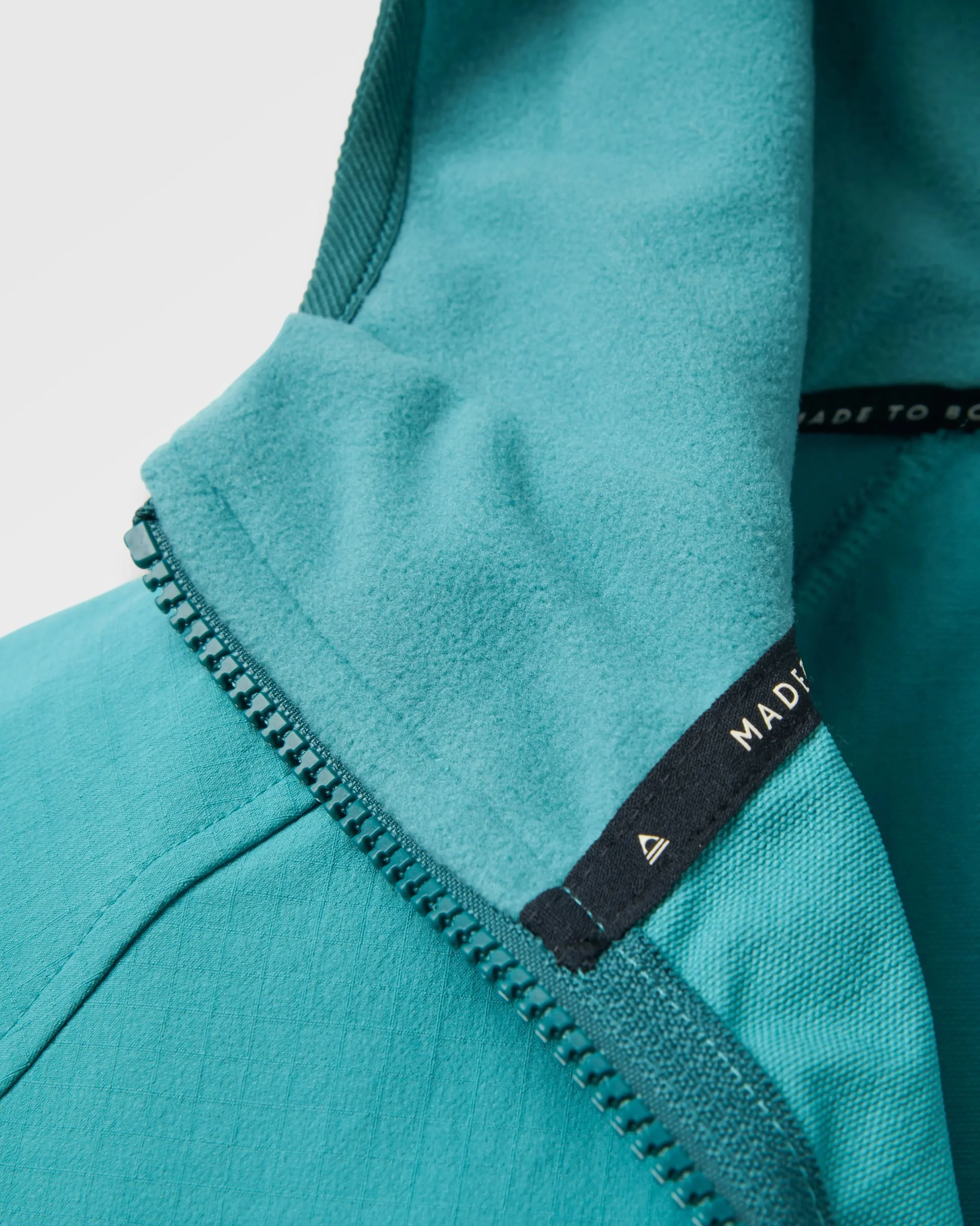 Trailscape Women's Lightweight Softshell Jacket - Mediterranean/ Ocean Teal - Image 6