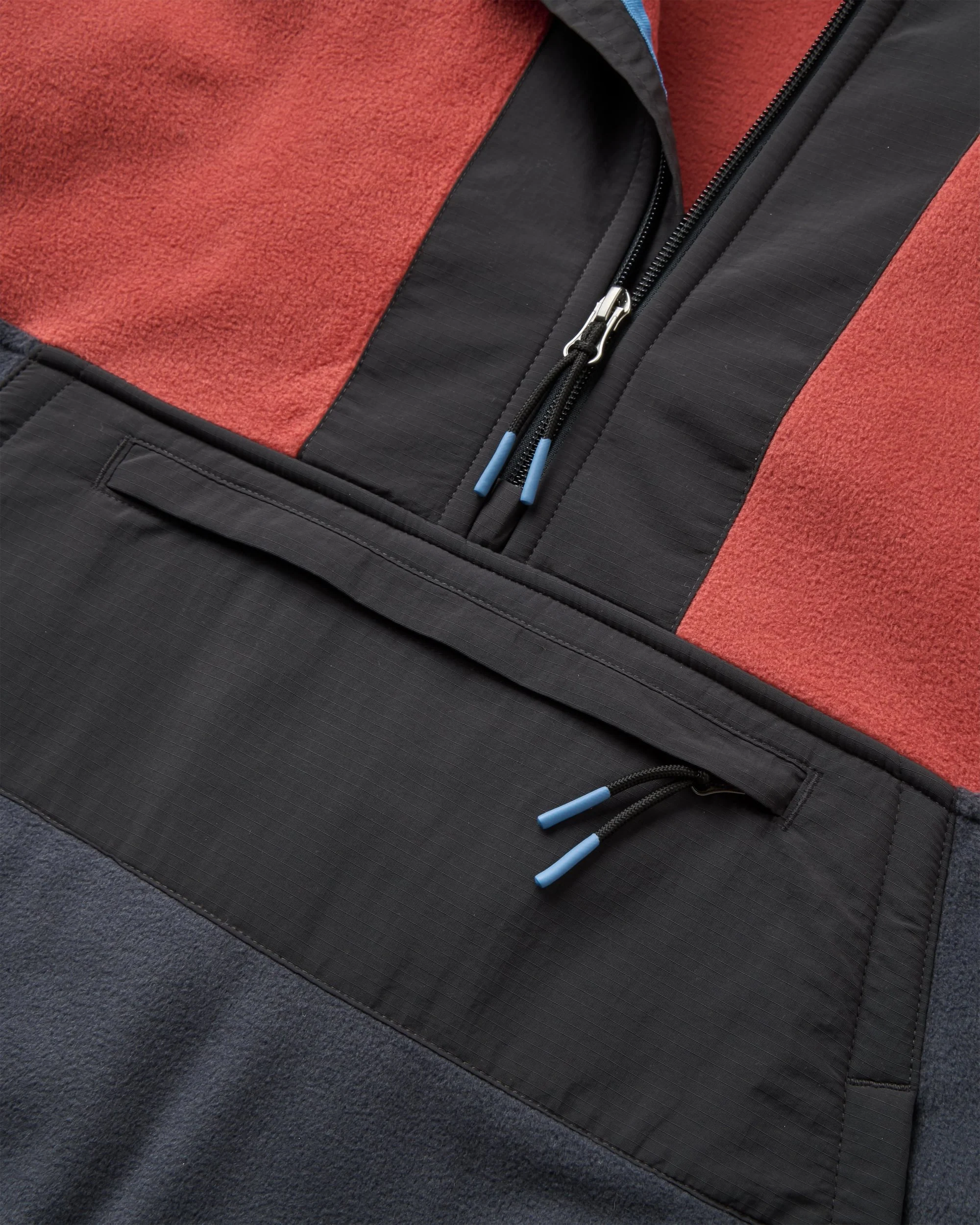 Woodland Hooded Polartec® Fleece - Redwood/Charcoal - Image 3