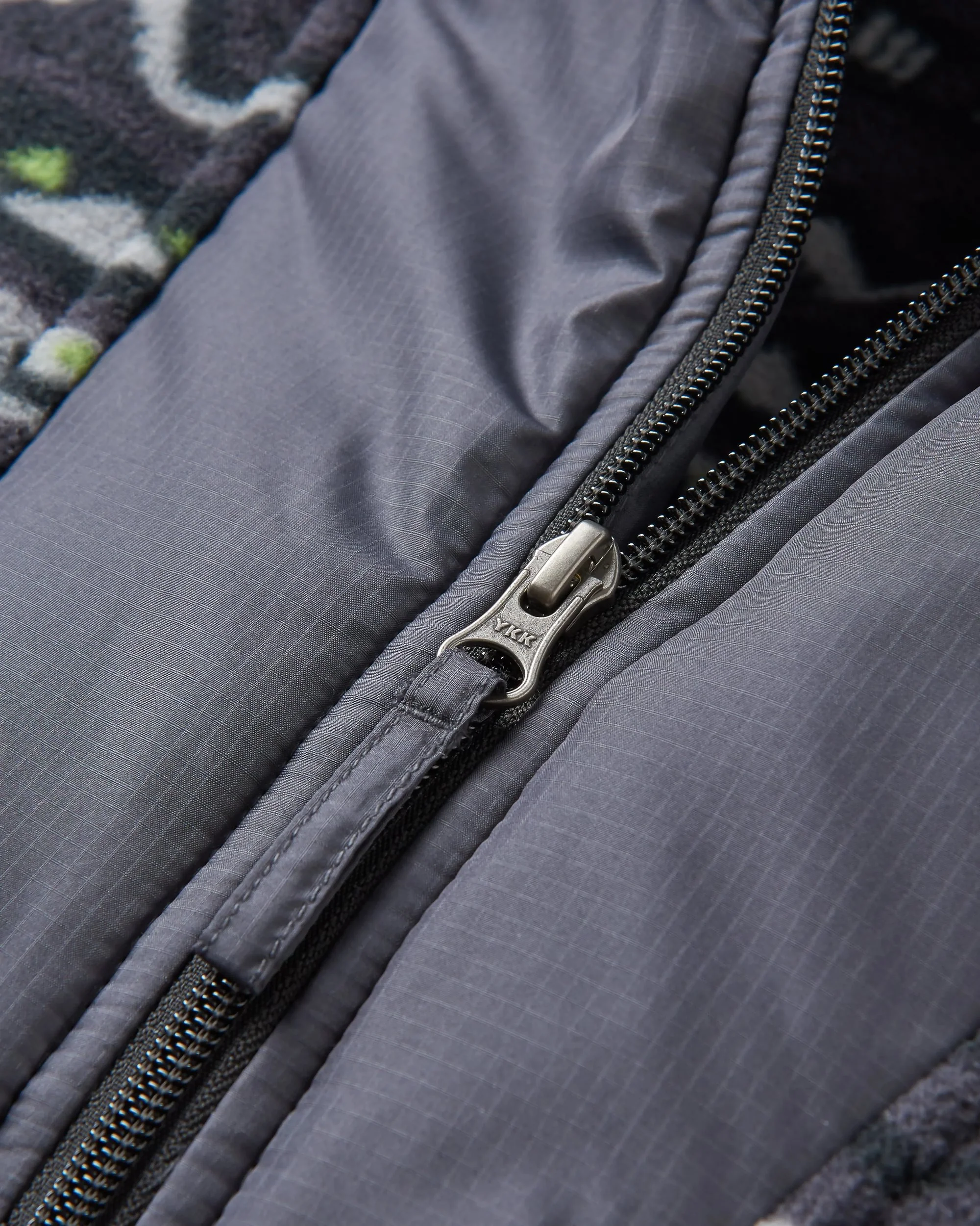 Woodland Hooded 1/2 Zip Polar Fleece - Mountain Geo Charcoal - Image 2
