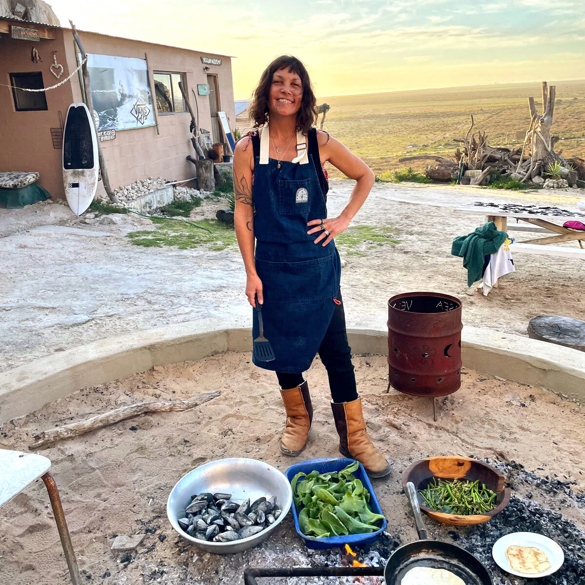Yard Organic Cotton Denim Apron - Dark Denim - Image 3